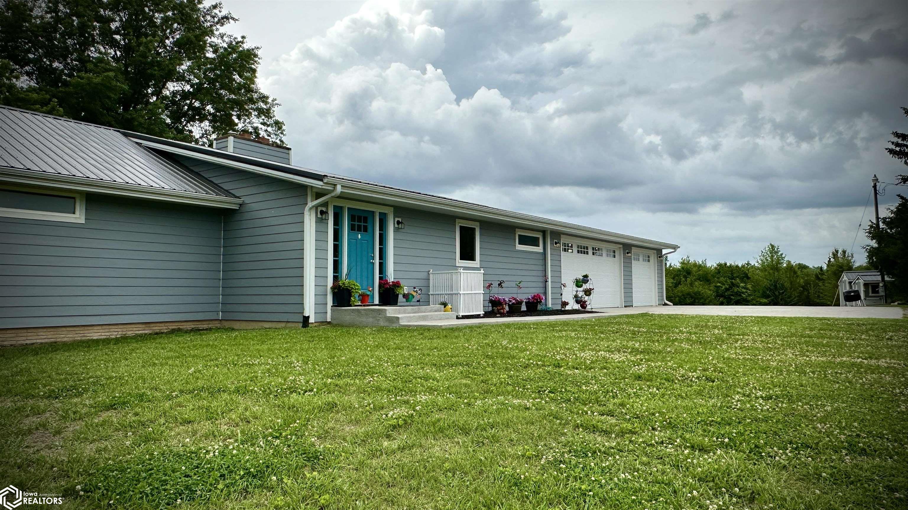 2451 Newport Avenue, Oskaloosa, Iowa image 15