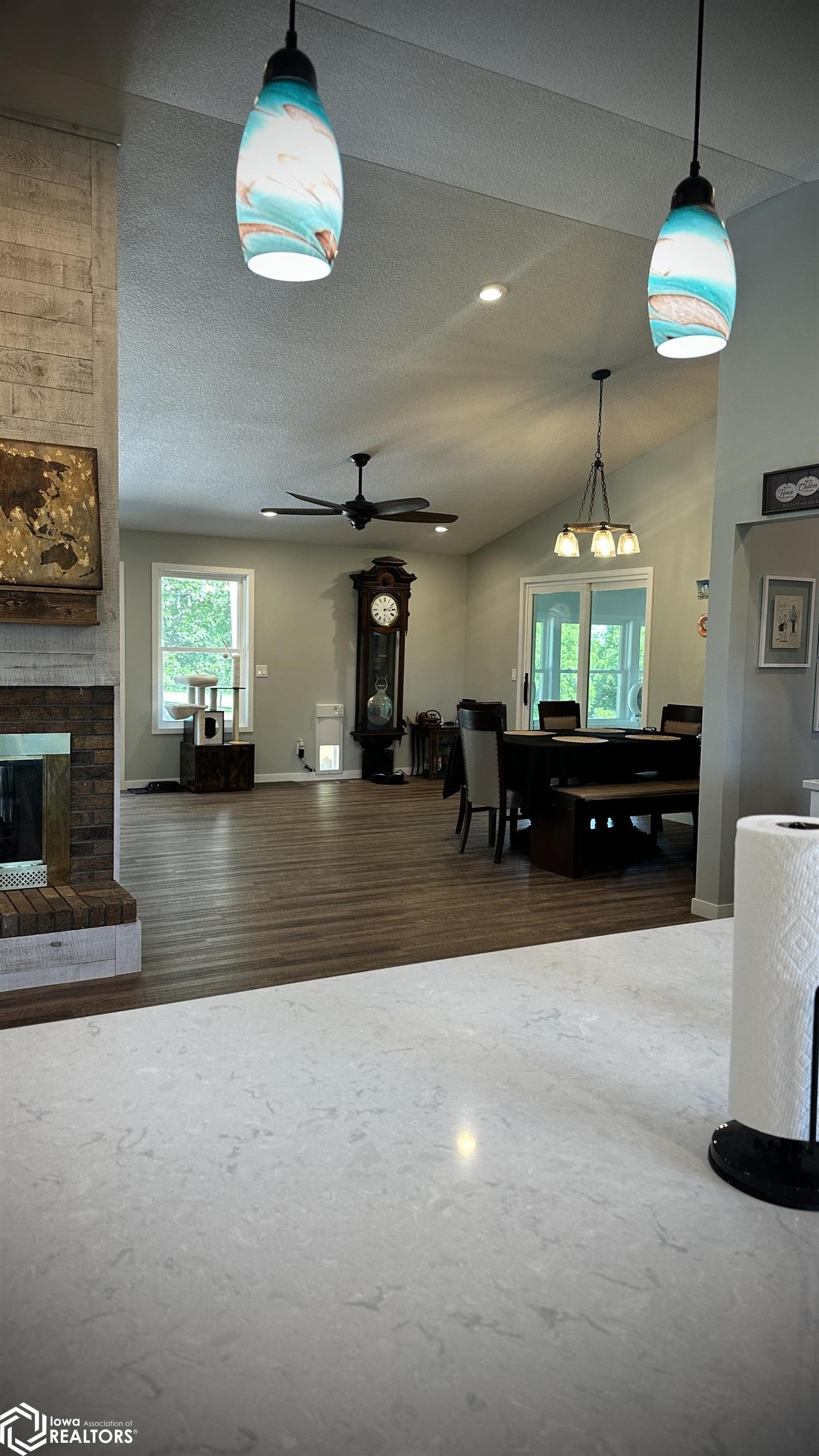 2451 Newport Avenue, Oskaloosa, Iowa image 23