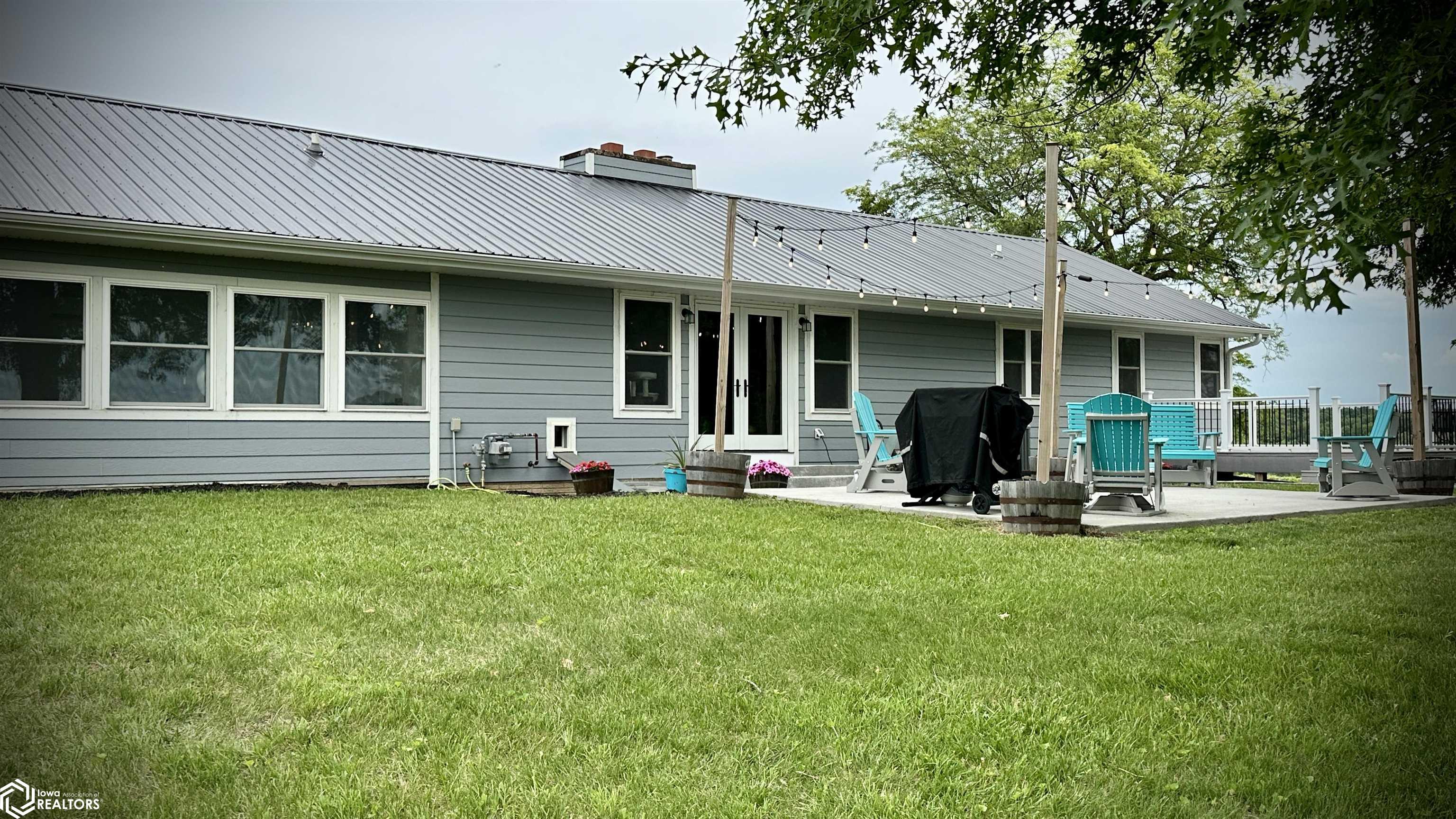 2451 Newport Avenue, Oskaloosa, Iowa image 7