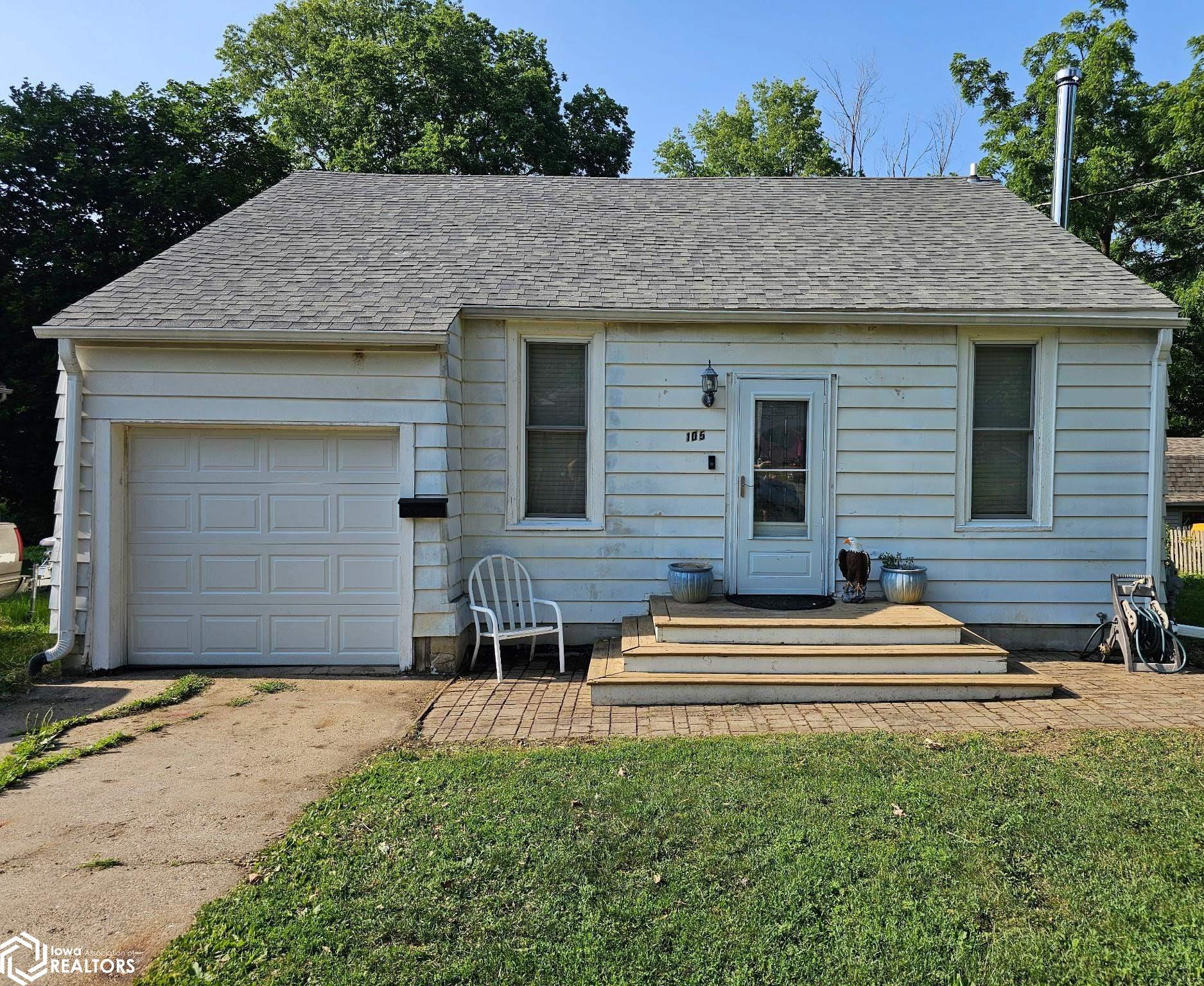 105 K Avenue, Oskaloosa, Iowa image 1