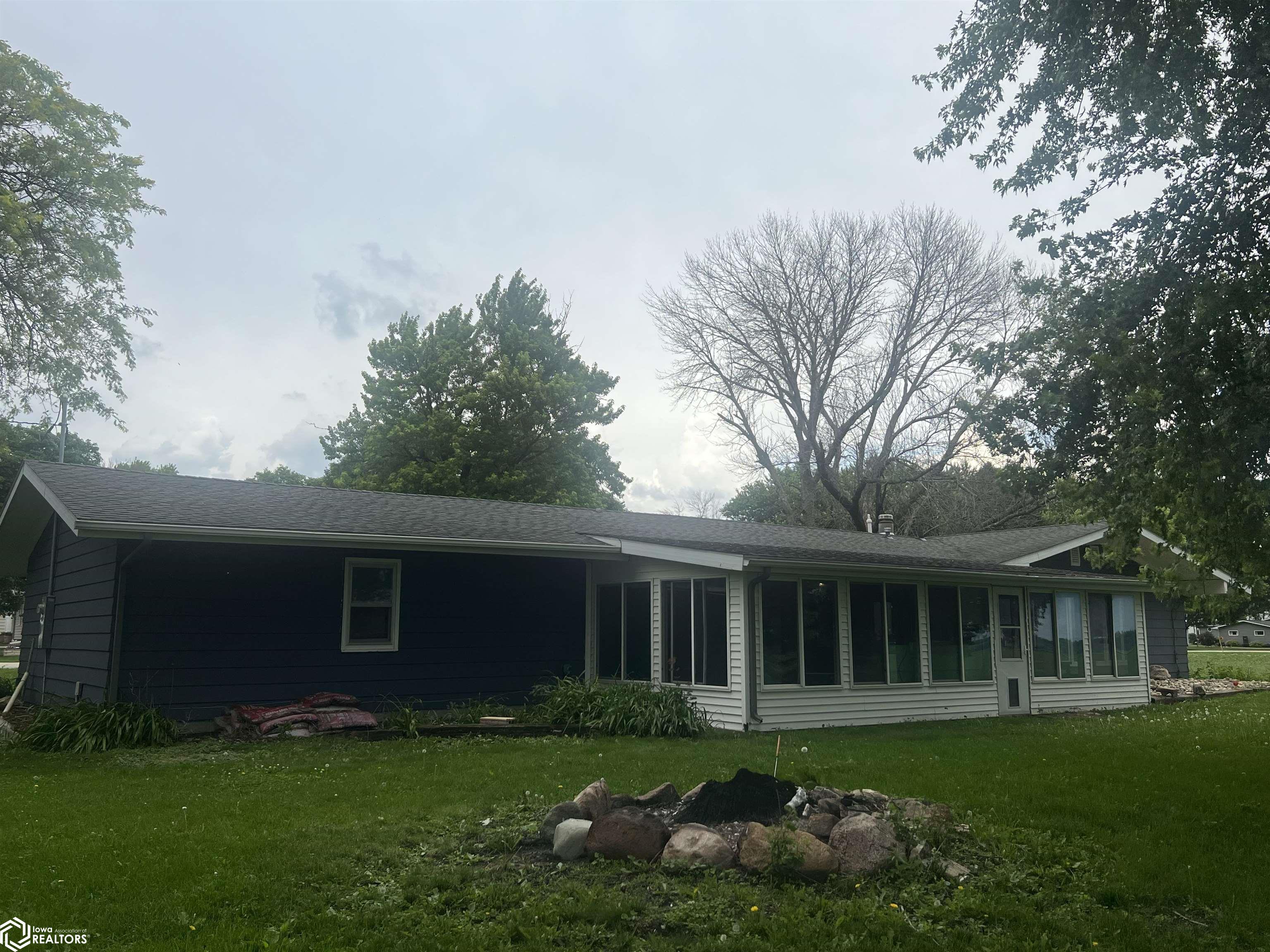 211 Funk St., Renwick, Iowa image 3