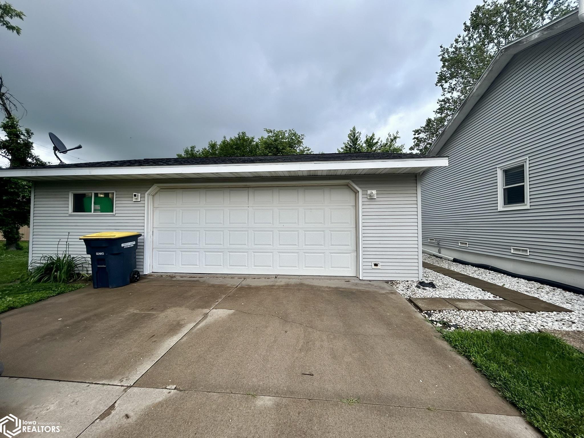 856 Franklin Street, Wapello, Iowa image 5