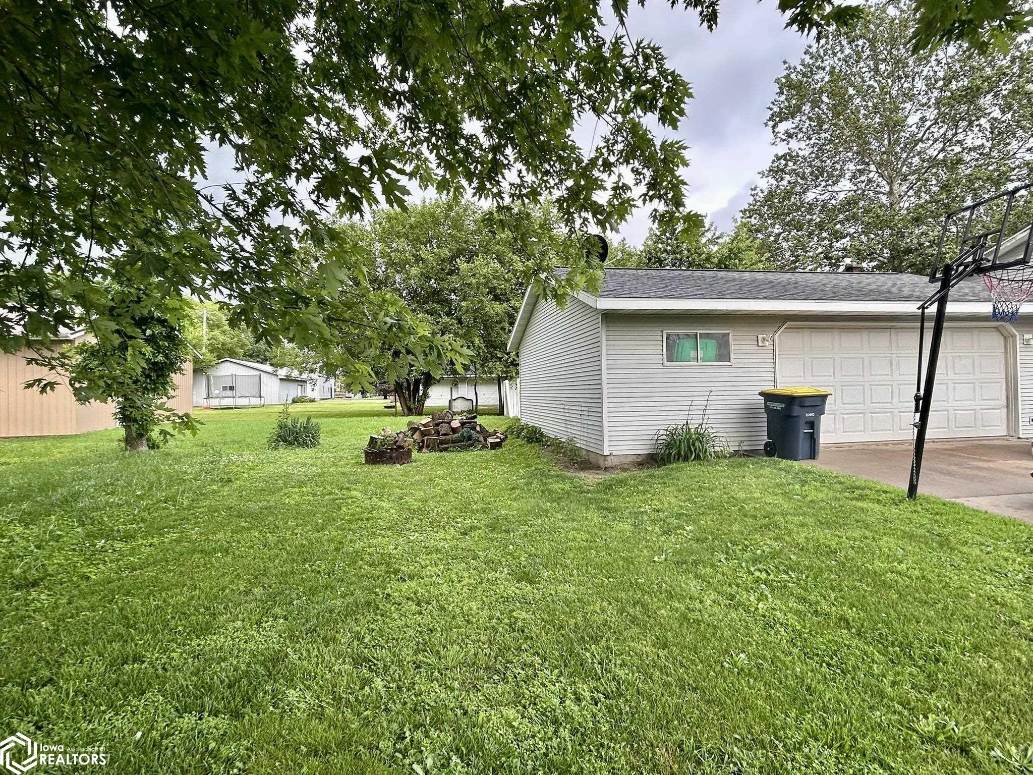 856 Franklin Street, Wapello, Iowa image 6