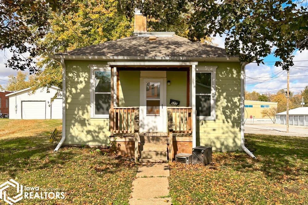 622 E Stuart Street, Clarinda, Iowa image 2