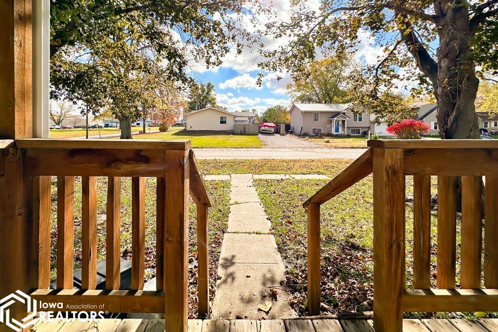 622 E Stuart Street, Clarinda, Iowa image 3