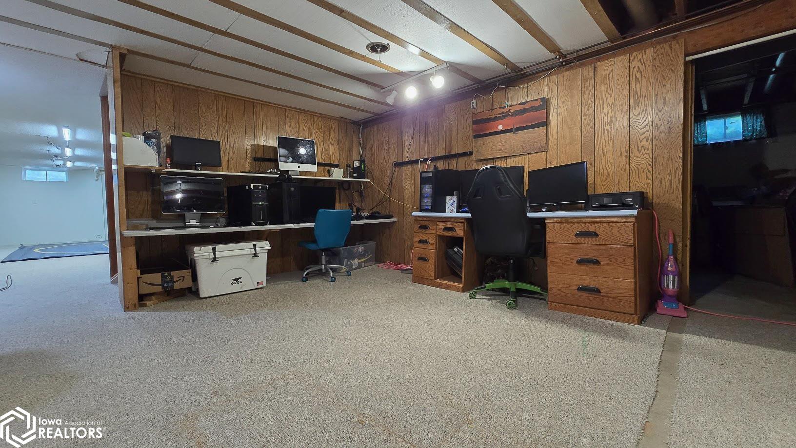 320 W 8th Street, Garner, Iowa image 17