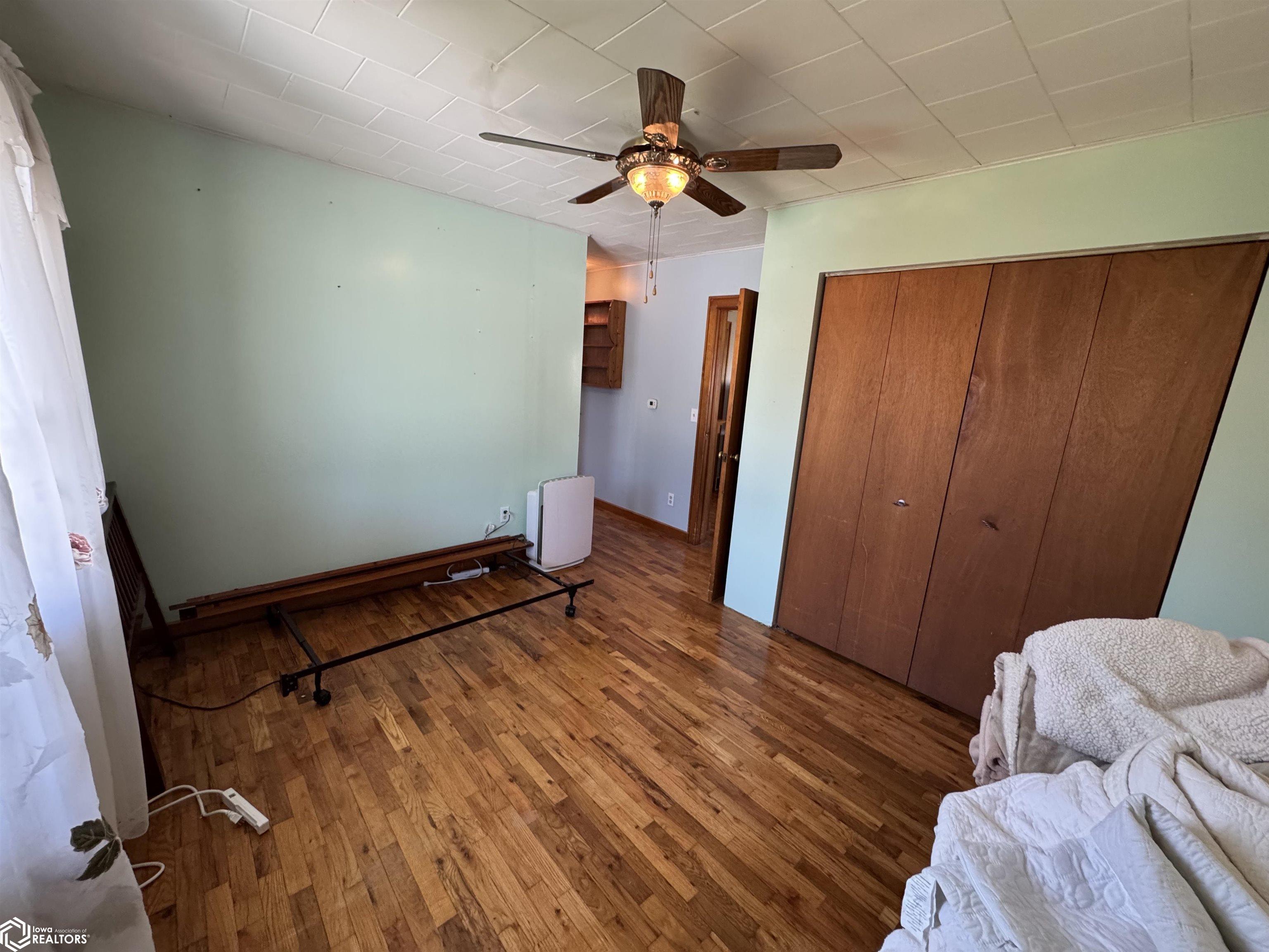 927 Drake Avenue, Centerville, Iowa image 16