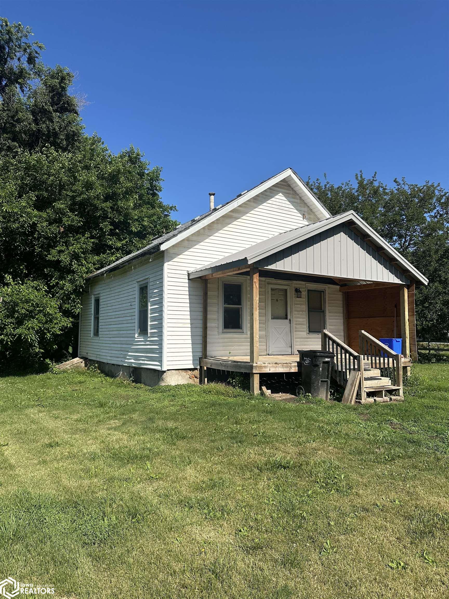 805 S Moore Street, Ottumwa, Iowa image 1