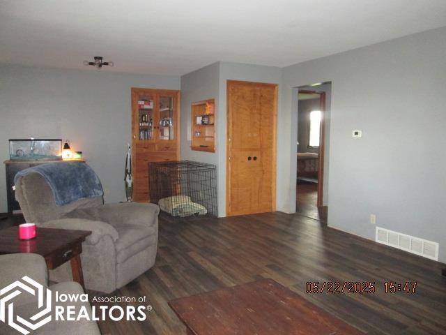 1720 180th Street, Garner, Iowa image 6