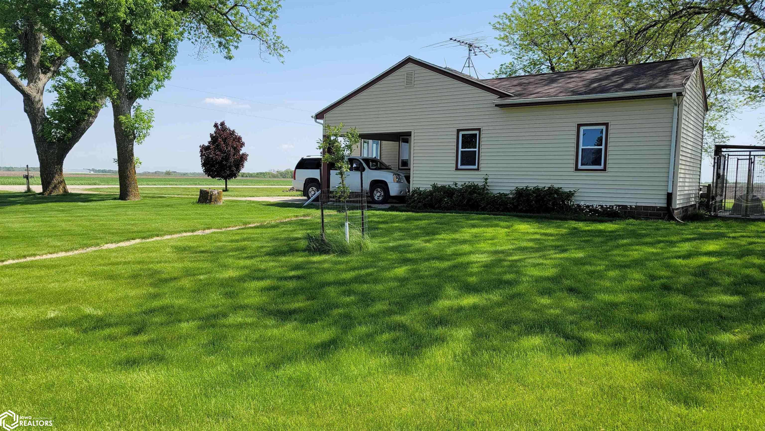1045 Rake Avenue, Belmond, Iowa image 2
