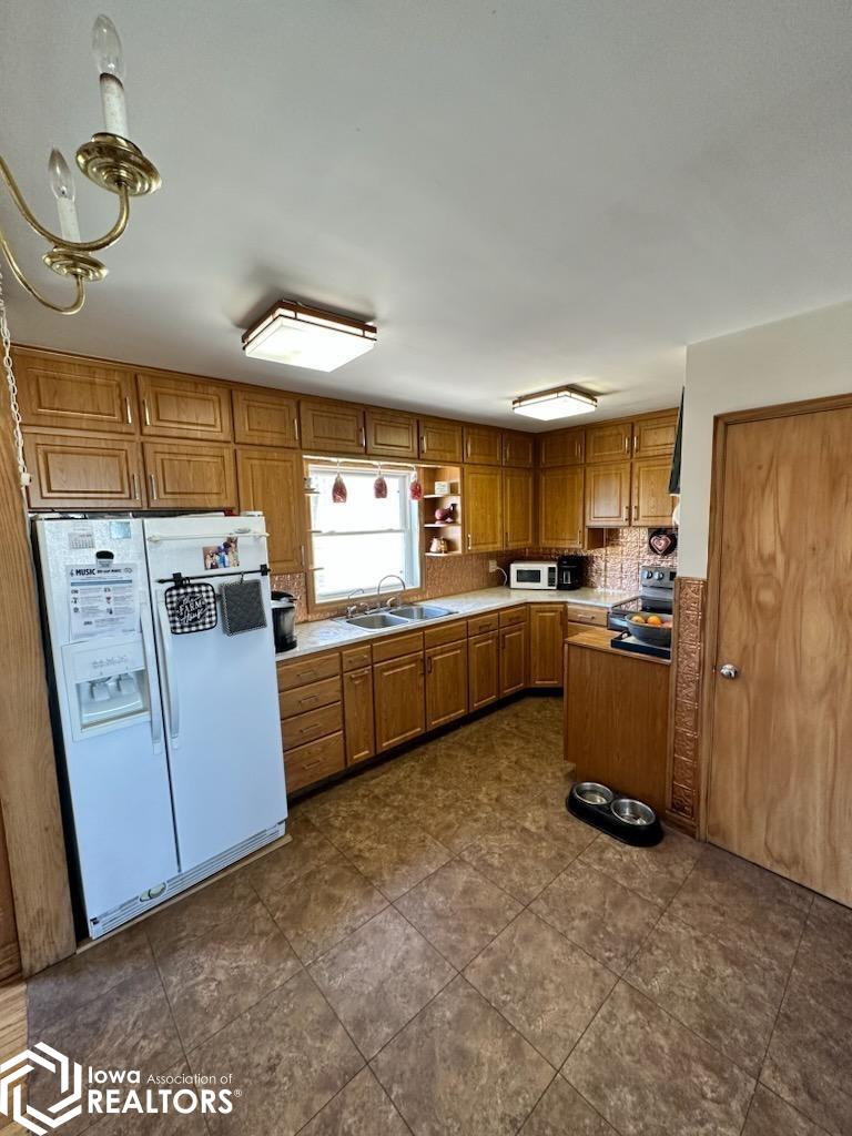 1045 Rake Avenue, Belmond, Iowa image 12