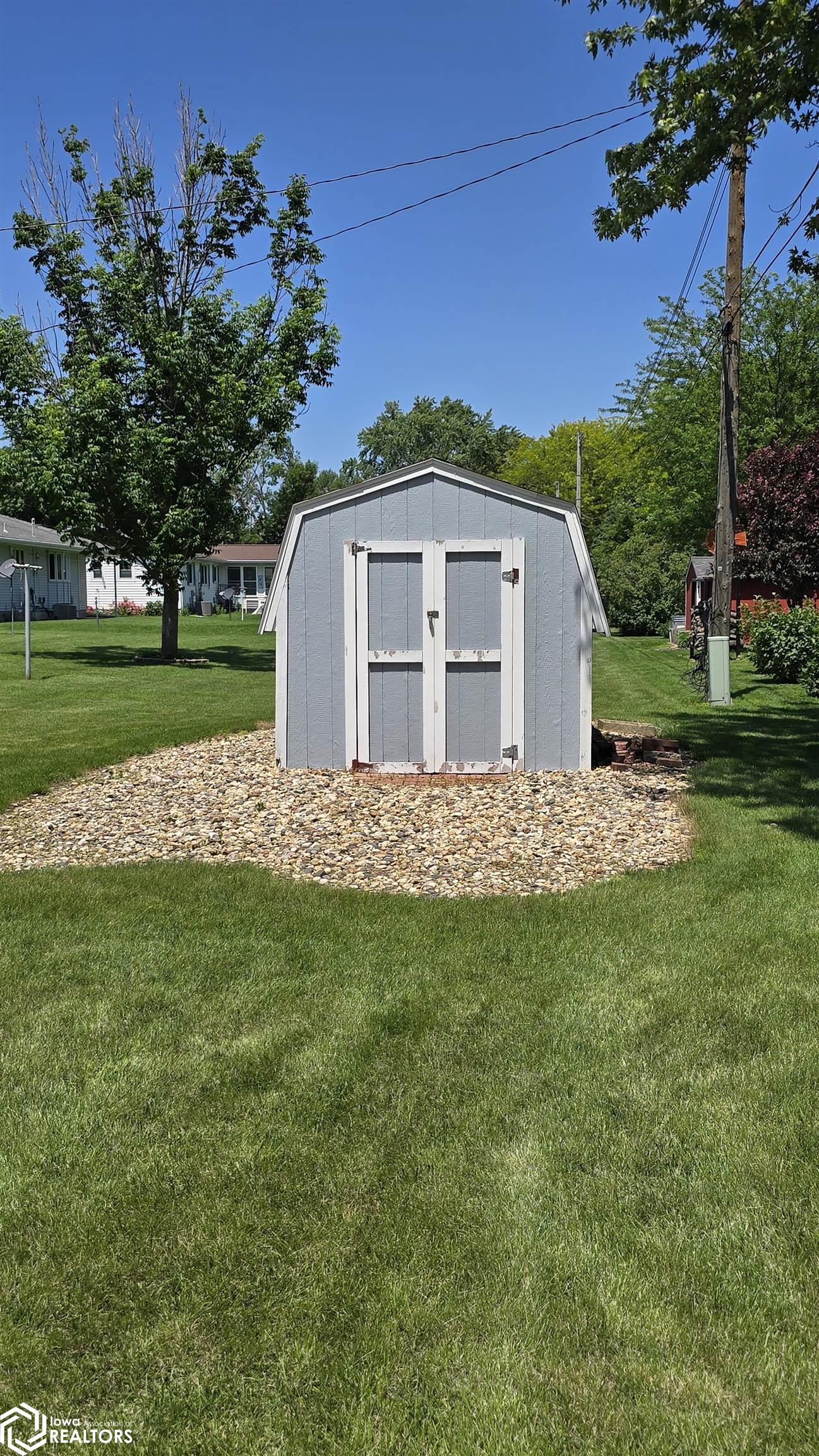 701 10th Street, Northwood, Iowa image 18