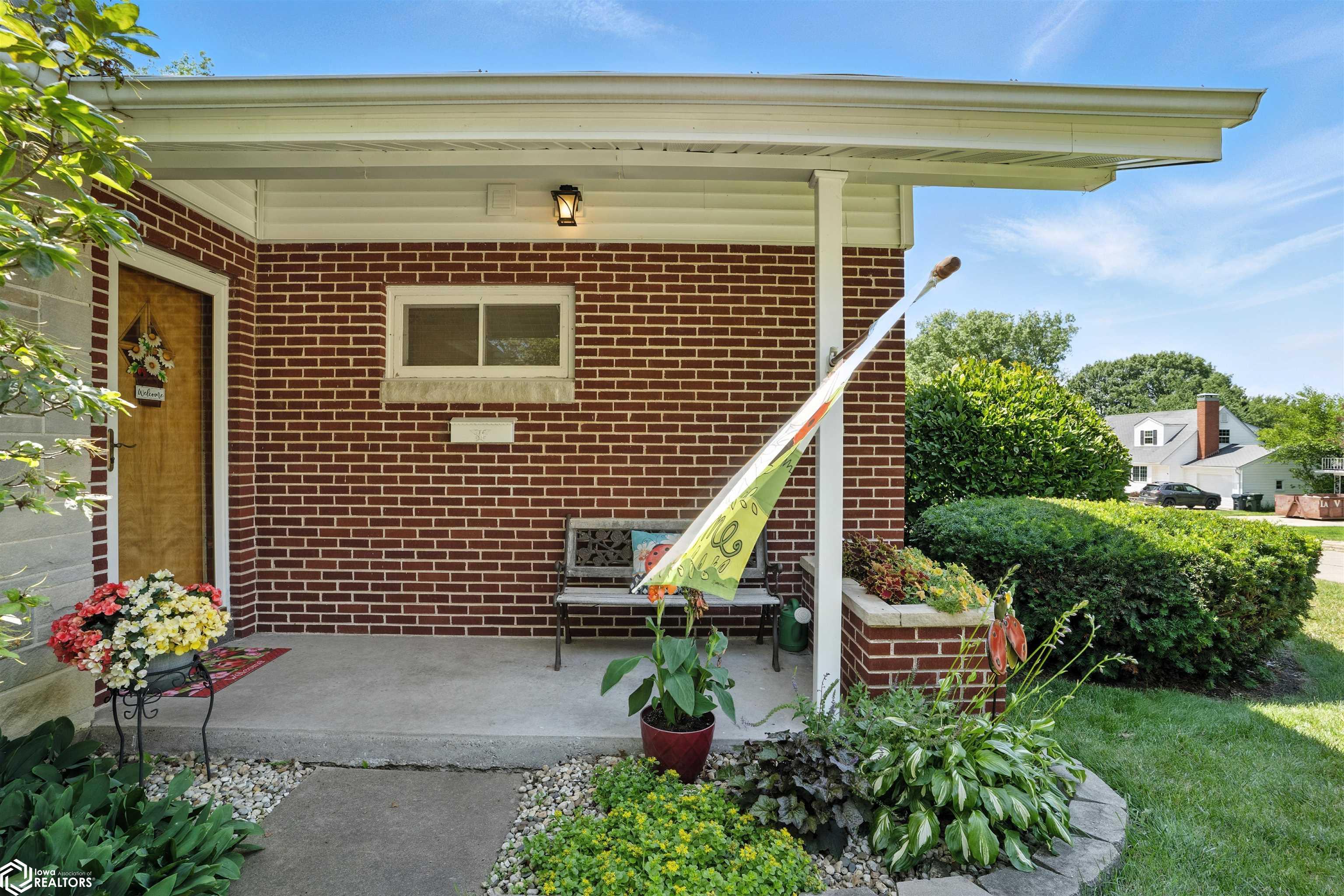 2611 Amelia Street, Burlington, Iowa image 3