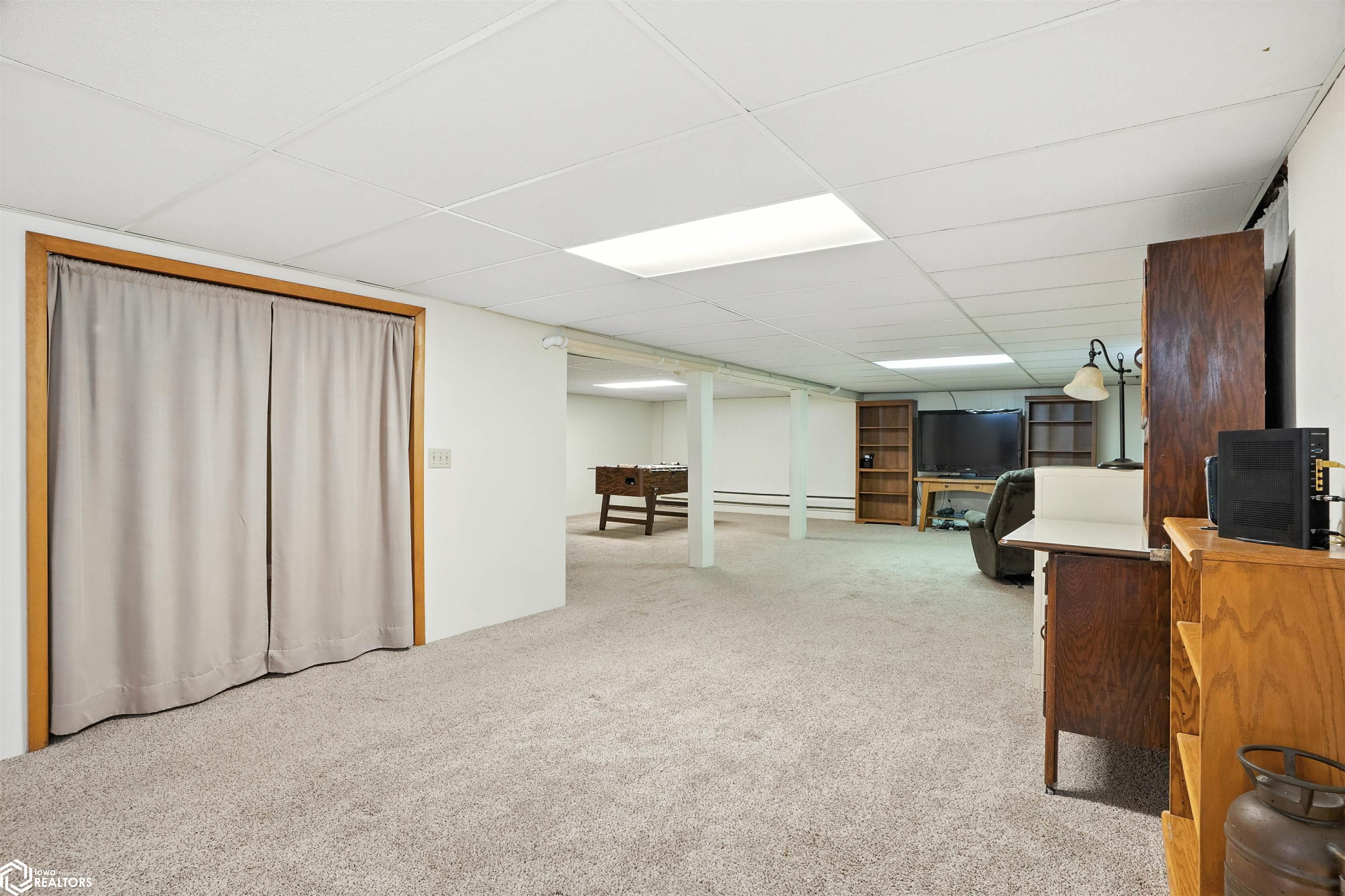 2611 Amelia Street, Burlington, Iowa image 24