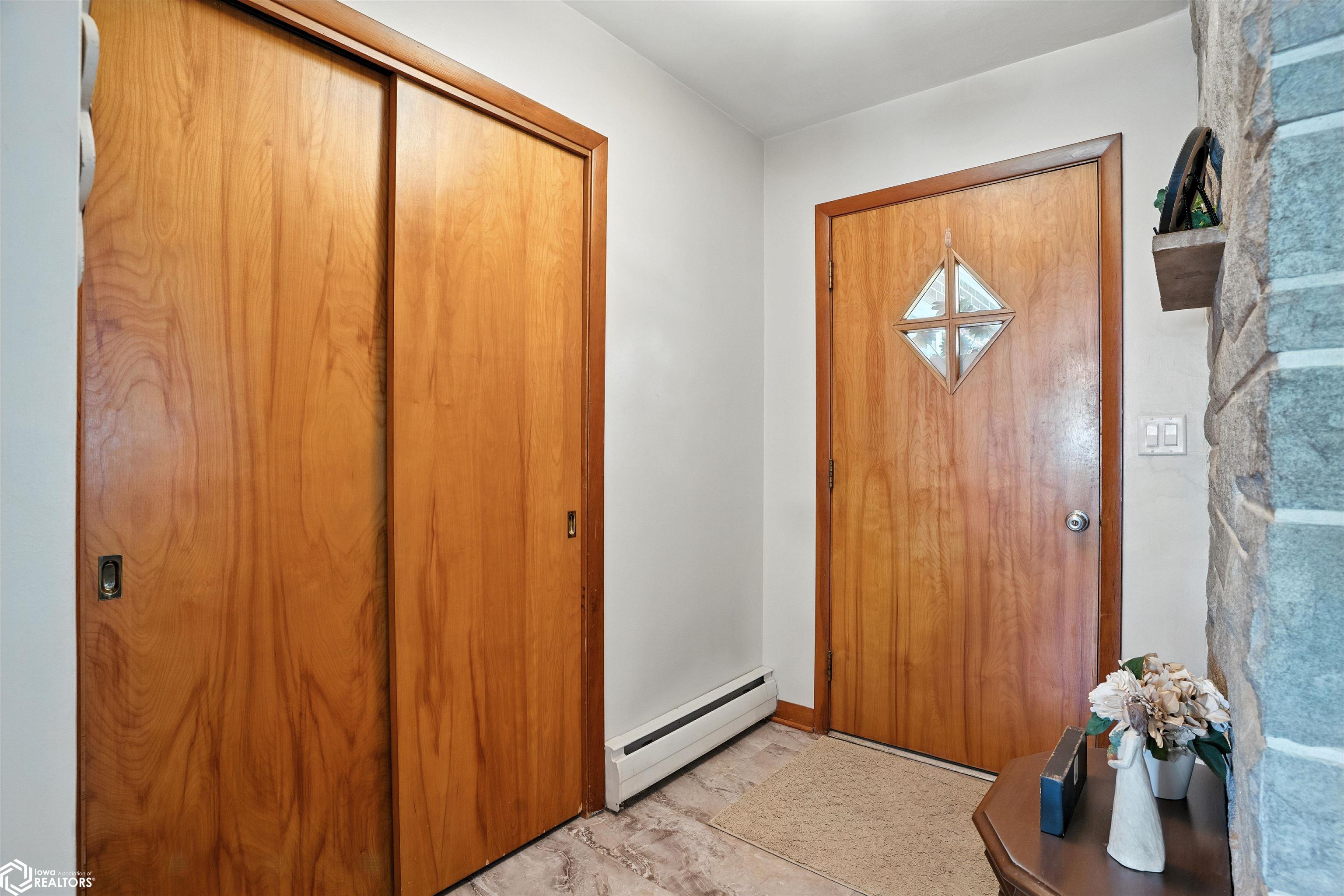 2611 Amelia Street, Burlington, Iowa image 4