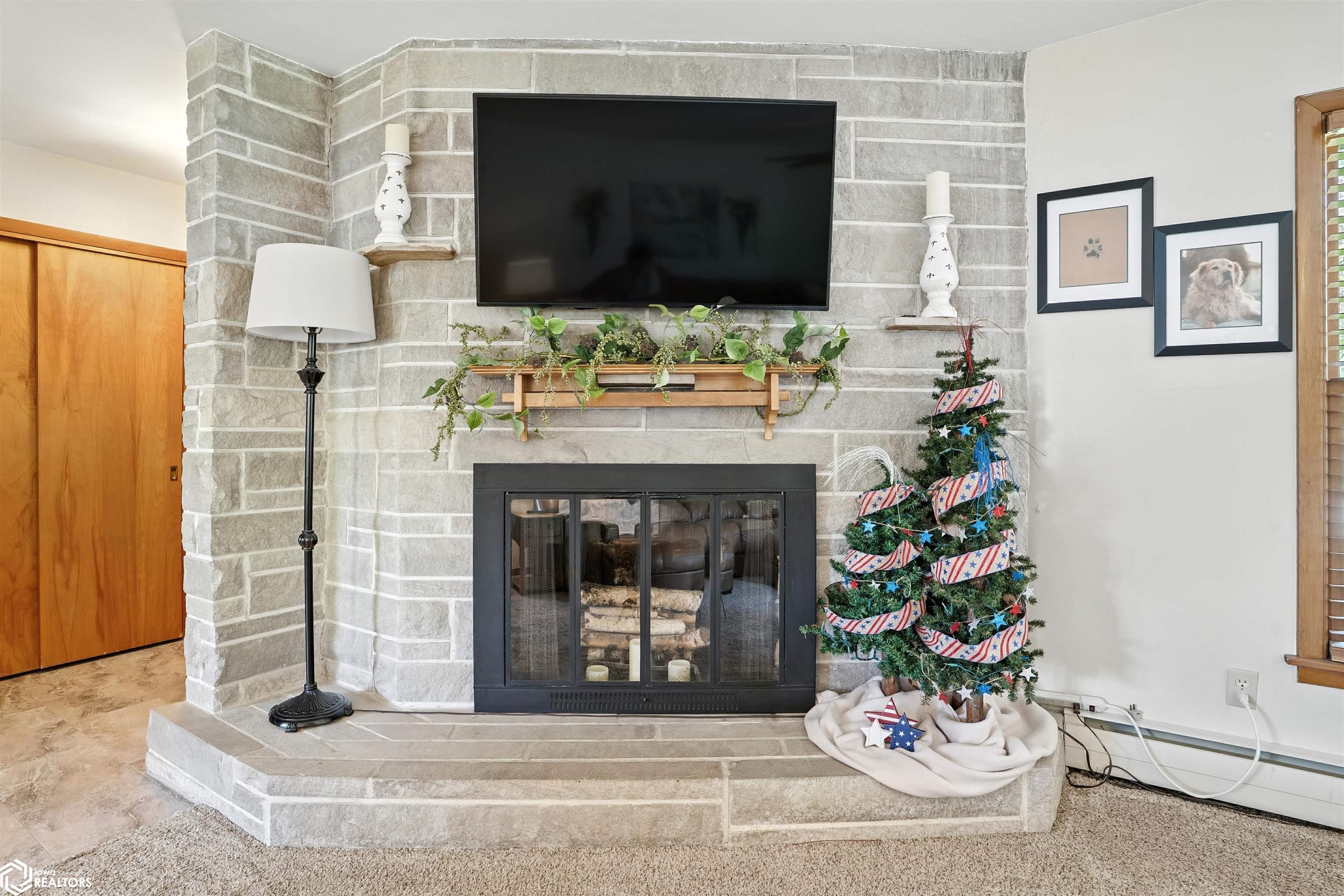 2611 Amelia Street, Burlington, Iowa image 6
