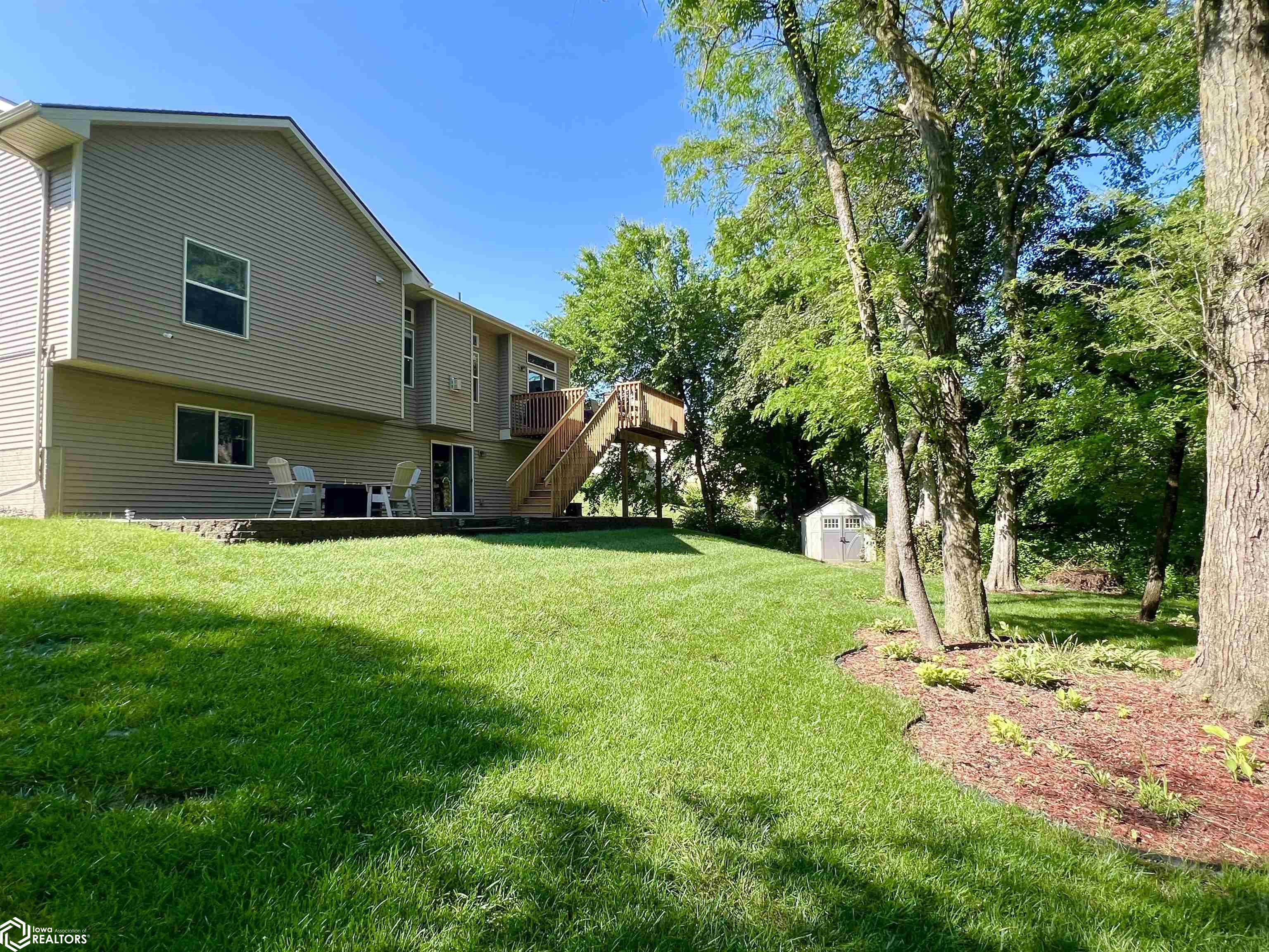 921 W 22nd Street, Newton, Iowa image 33