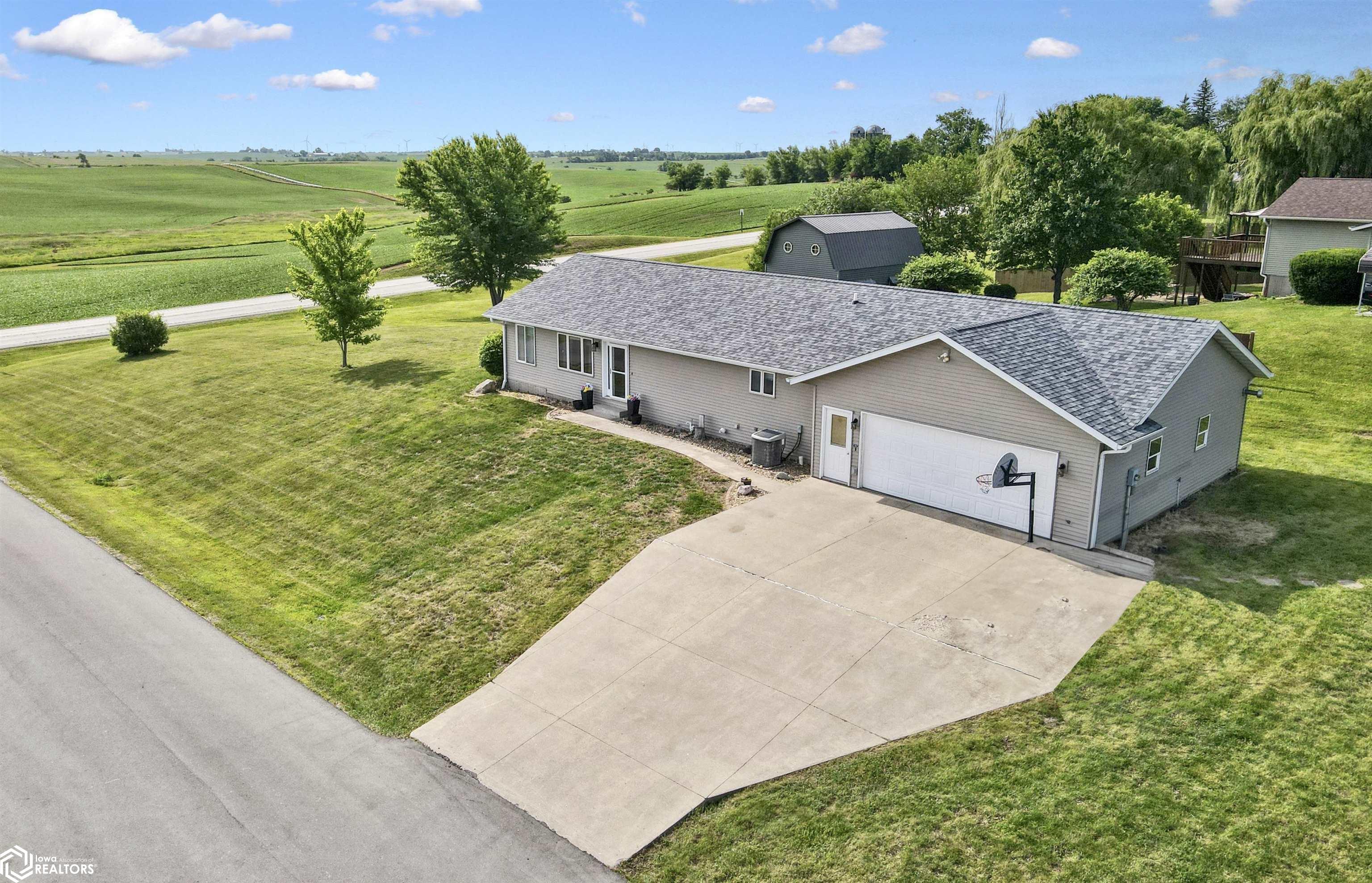 602 8th Street, Malcom, Iowa image 1