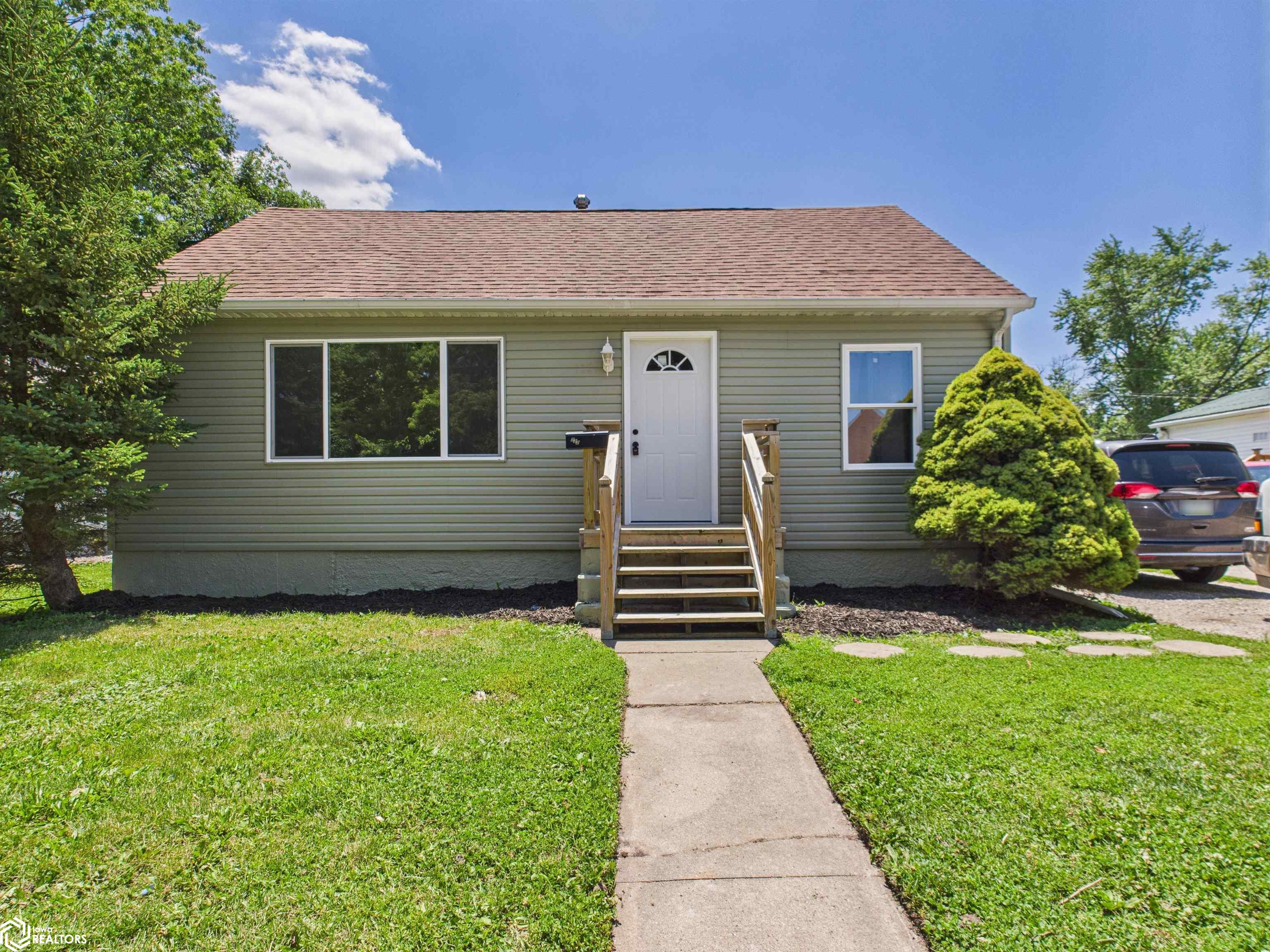 722 Clinton Avenue, Ottumwa, Iowa image 1