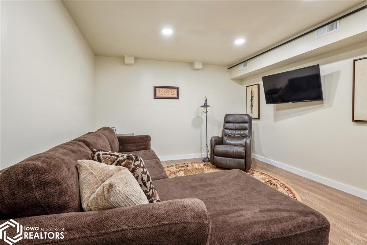 4022 Ramelle Drive, Council Bluffs, Iowa image 24