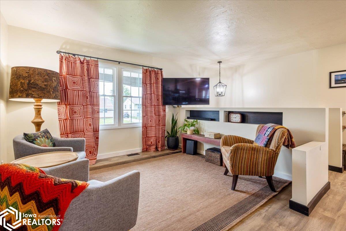 4022 Ramelle Drive, Council Bluffs, Iowa image 4