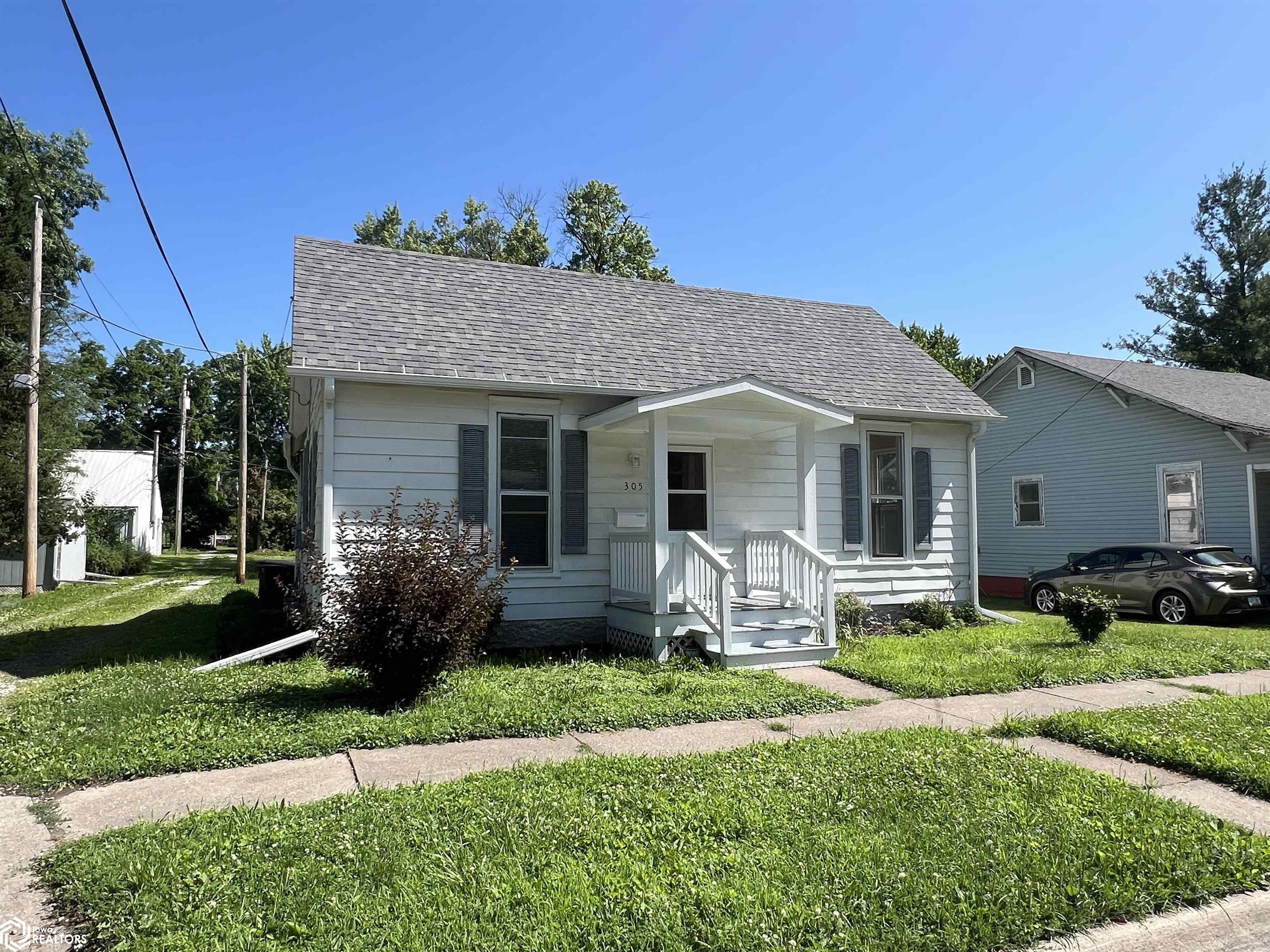 305 W Jackson Avenue, Fairfield, Iowa image 1