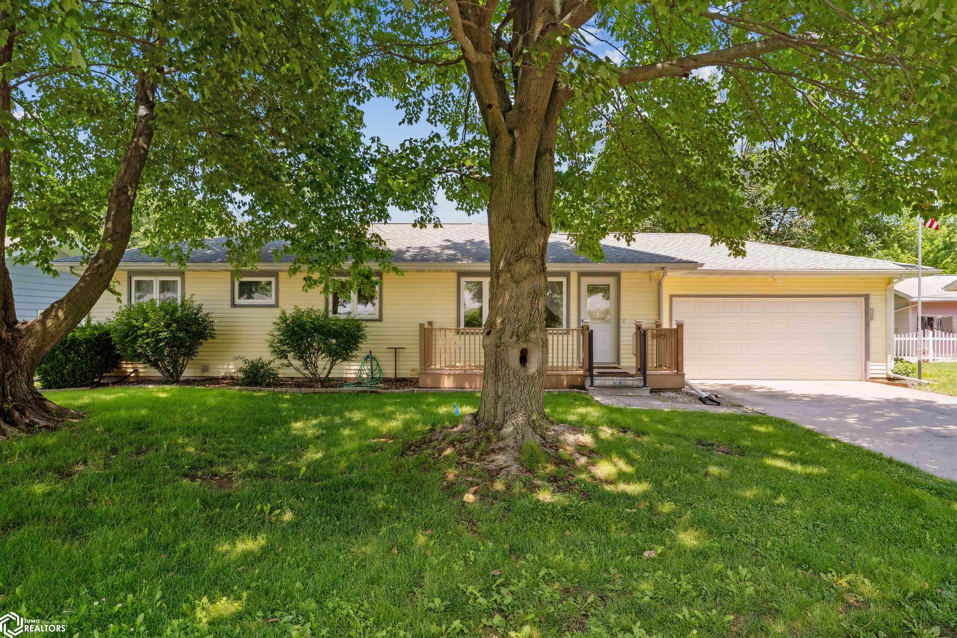 105 Kennedy St, New London, Iowa image 1