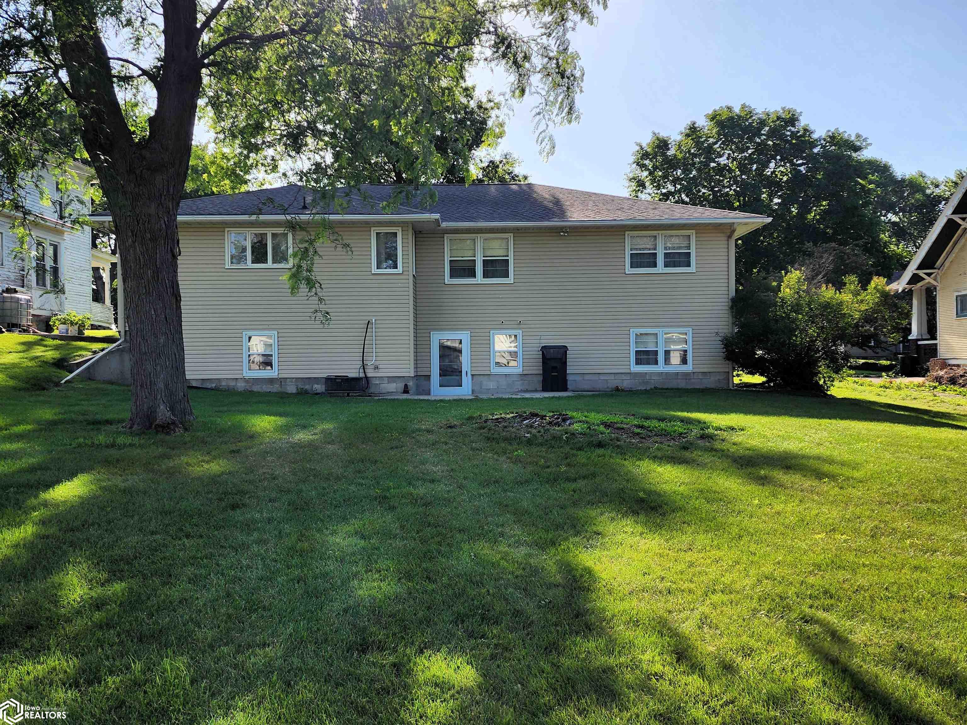 602 Court Street, Ida Grove, Iowa image 4