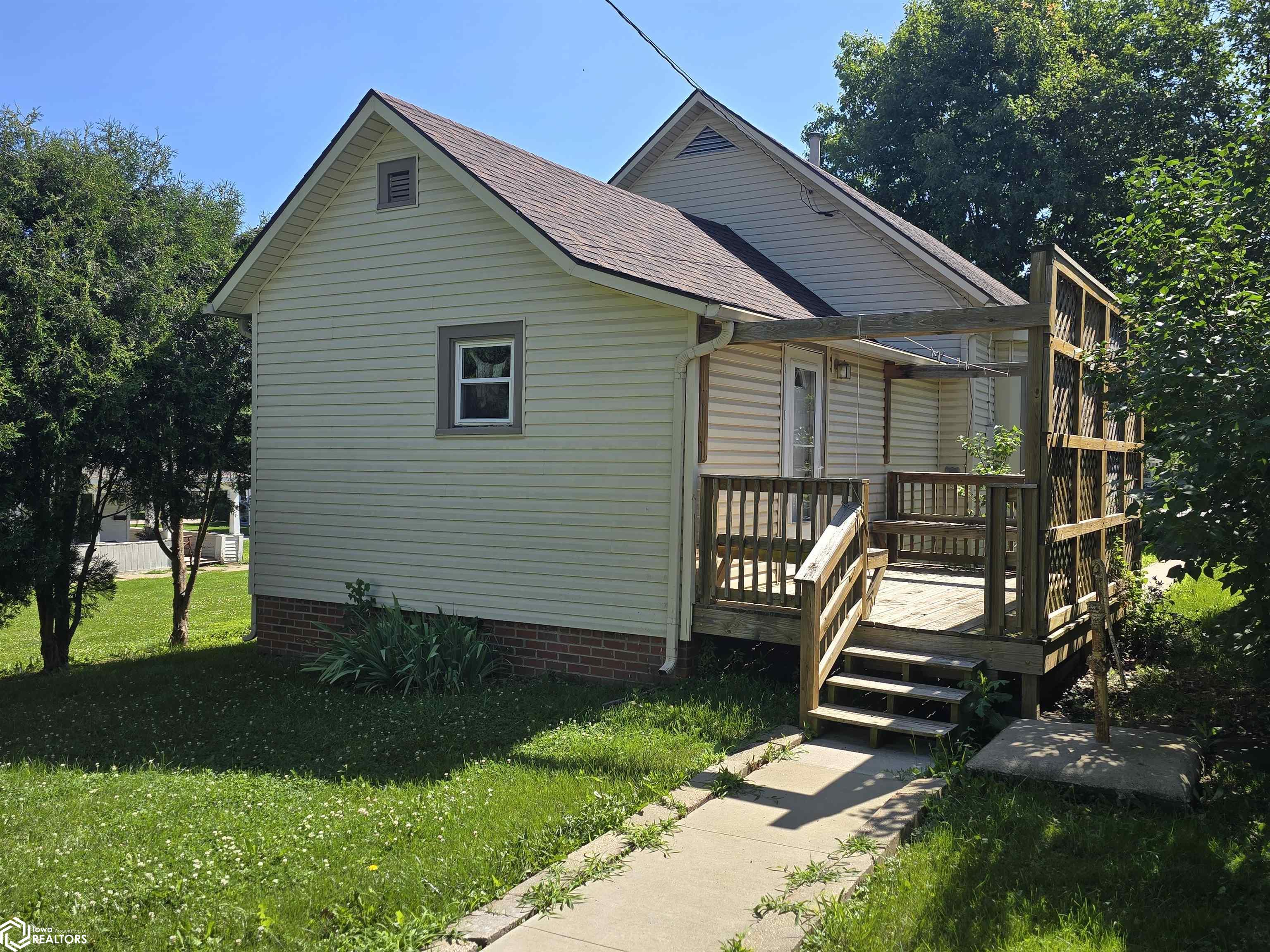 410 N Sycamore Street, Creston, Iowa image 5