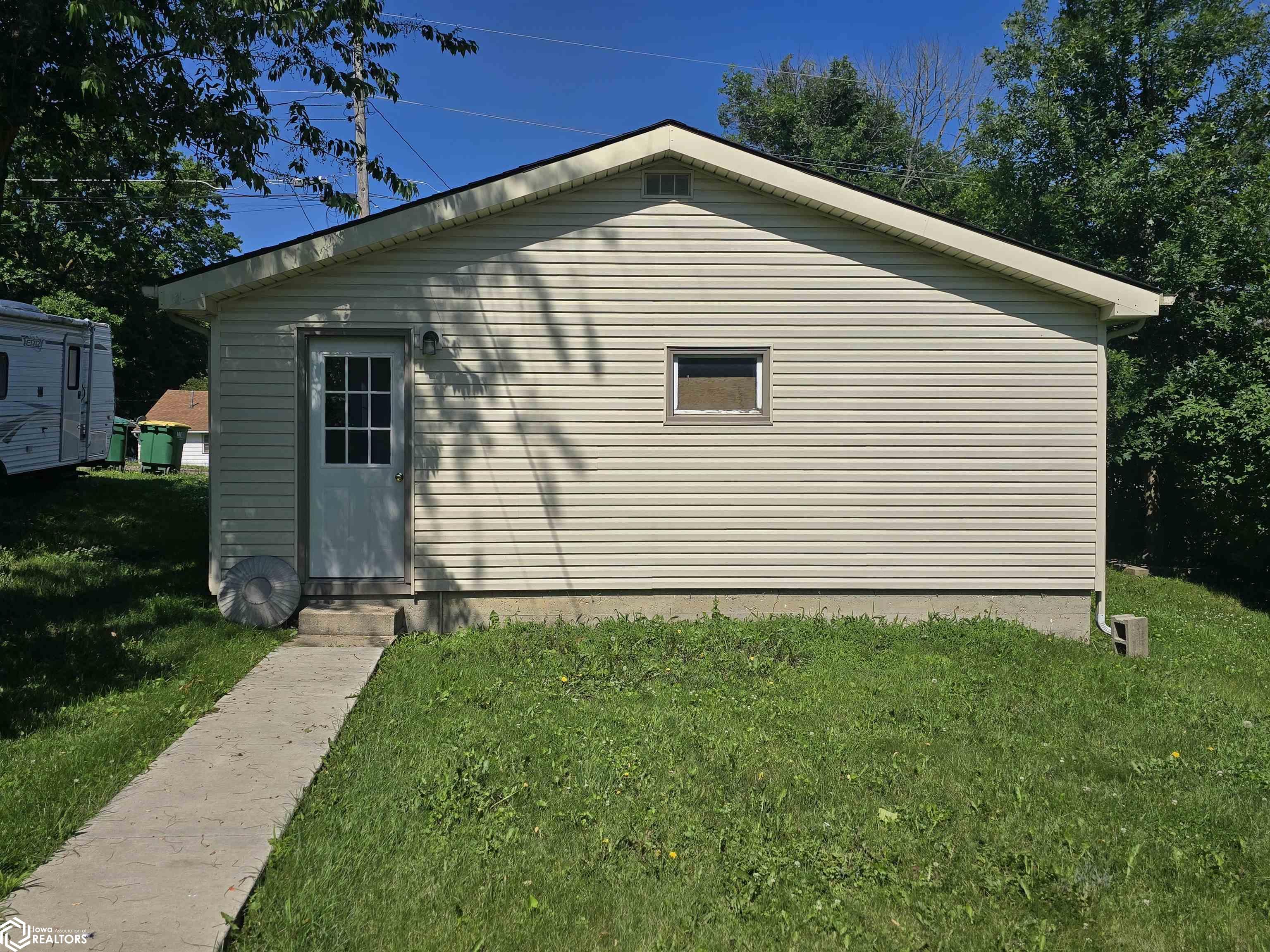 410 N Sycamore Street, Creston, Iowa image 6