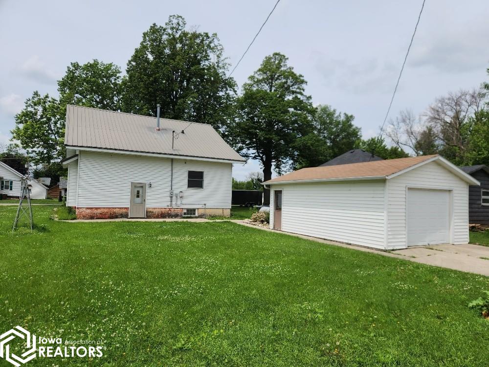 434 Way Avenue, Woden, Iowa image 3