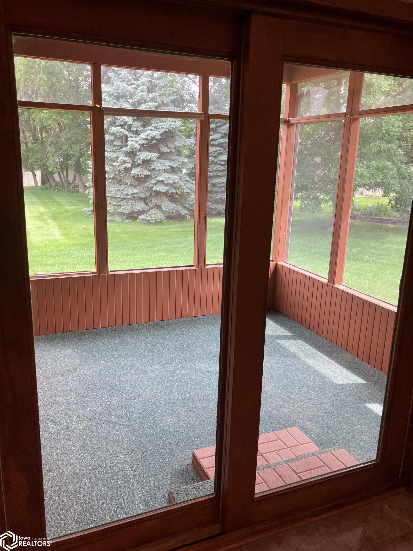 1410 Willow Street, Clear Lake, Iowa image 5