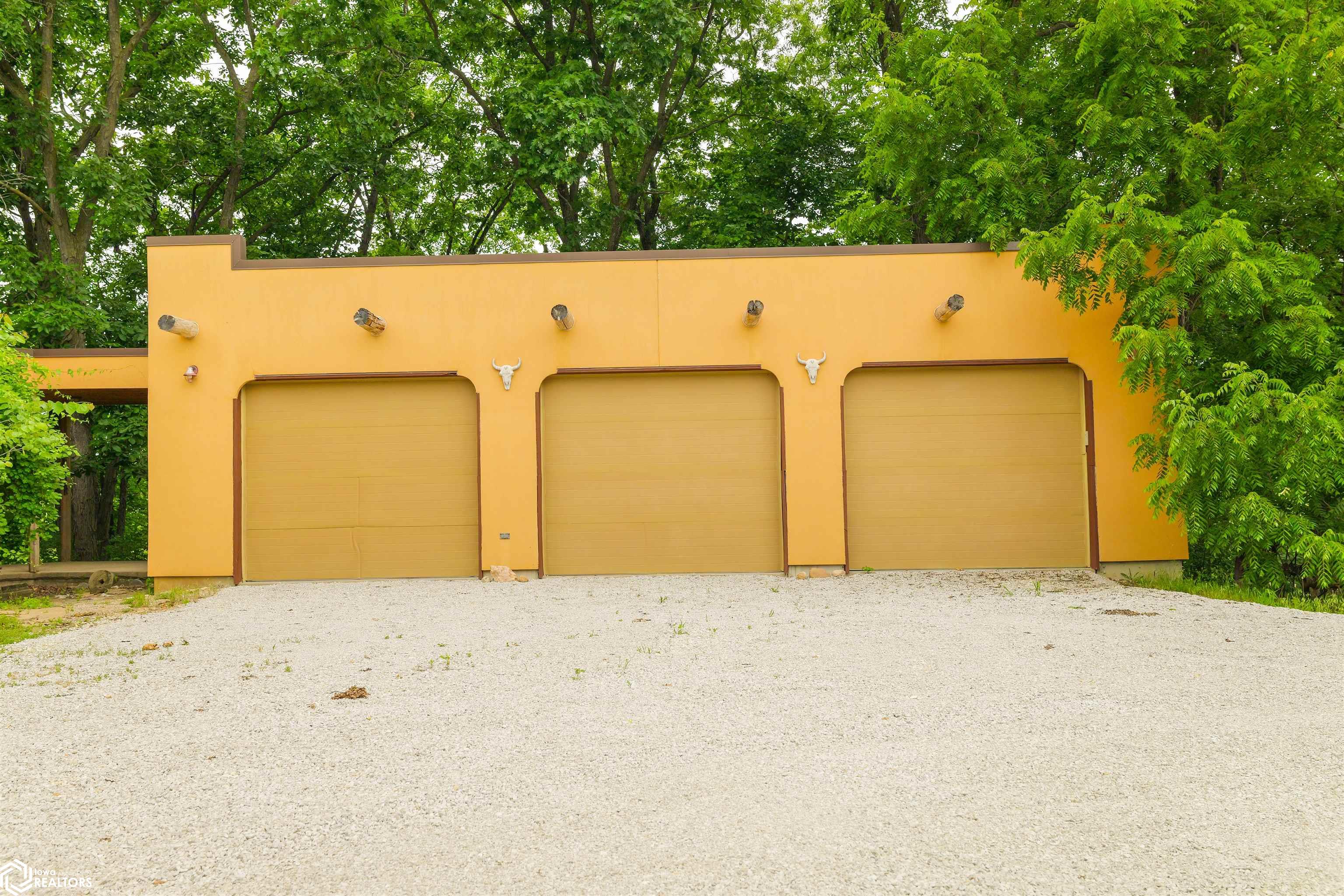 10361 155th Street, Burlington, Iowa image 7