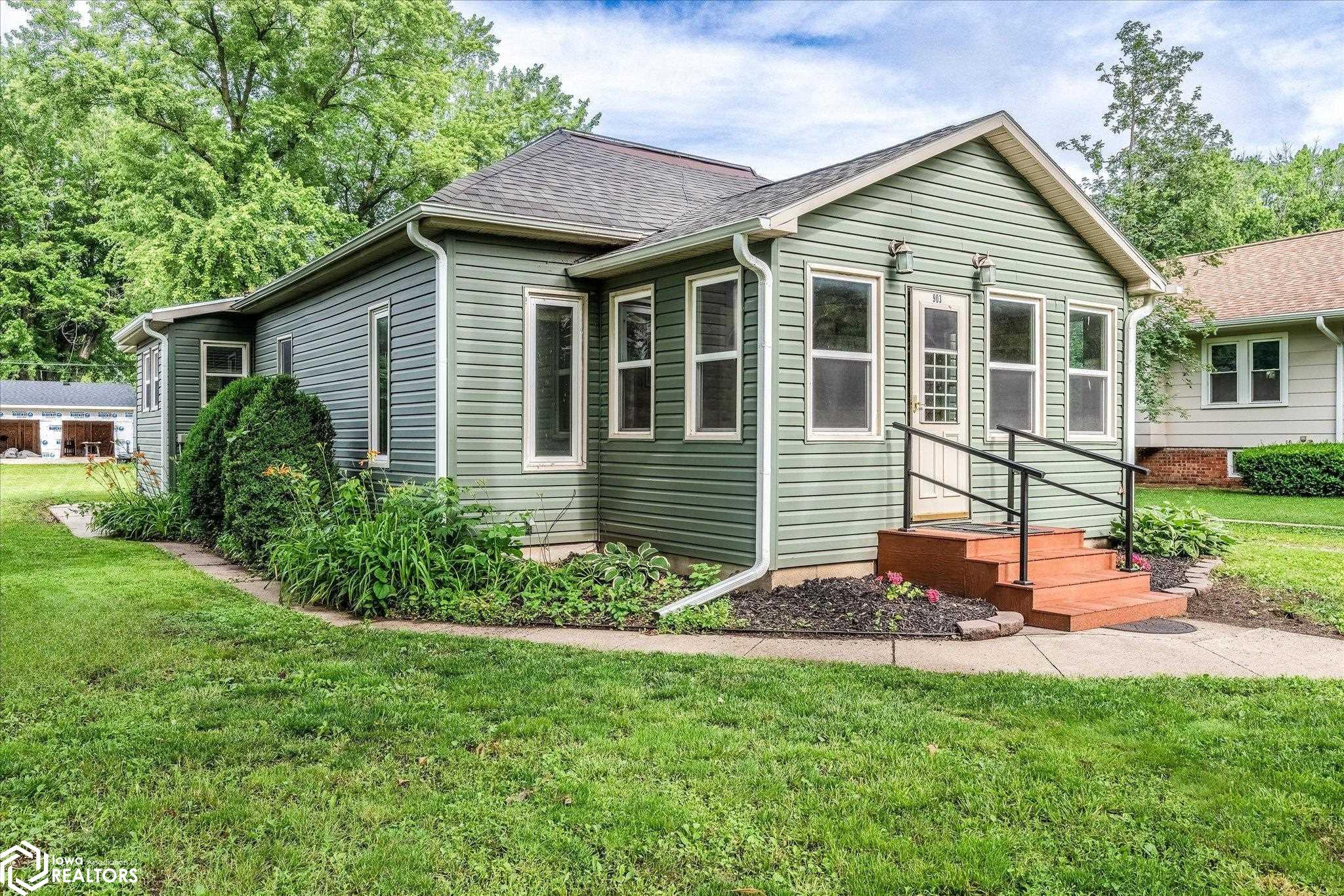 903 Ely Street, Woodbine, Iowa image 1
