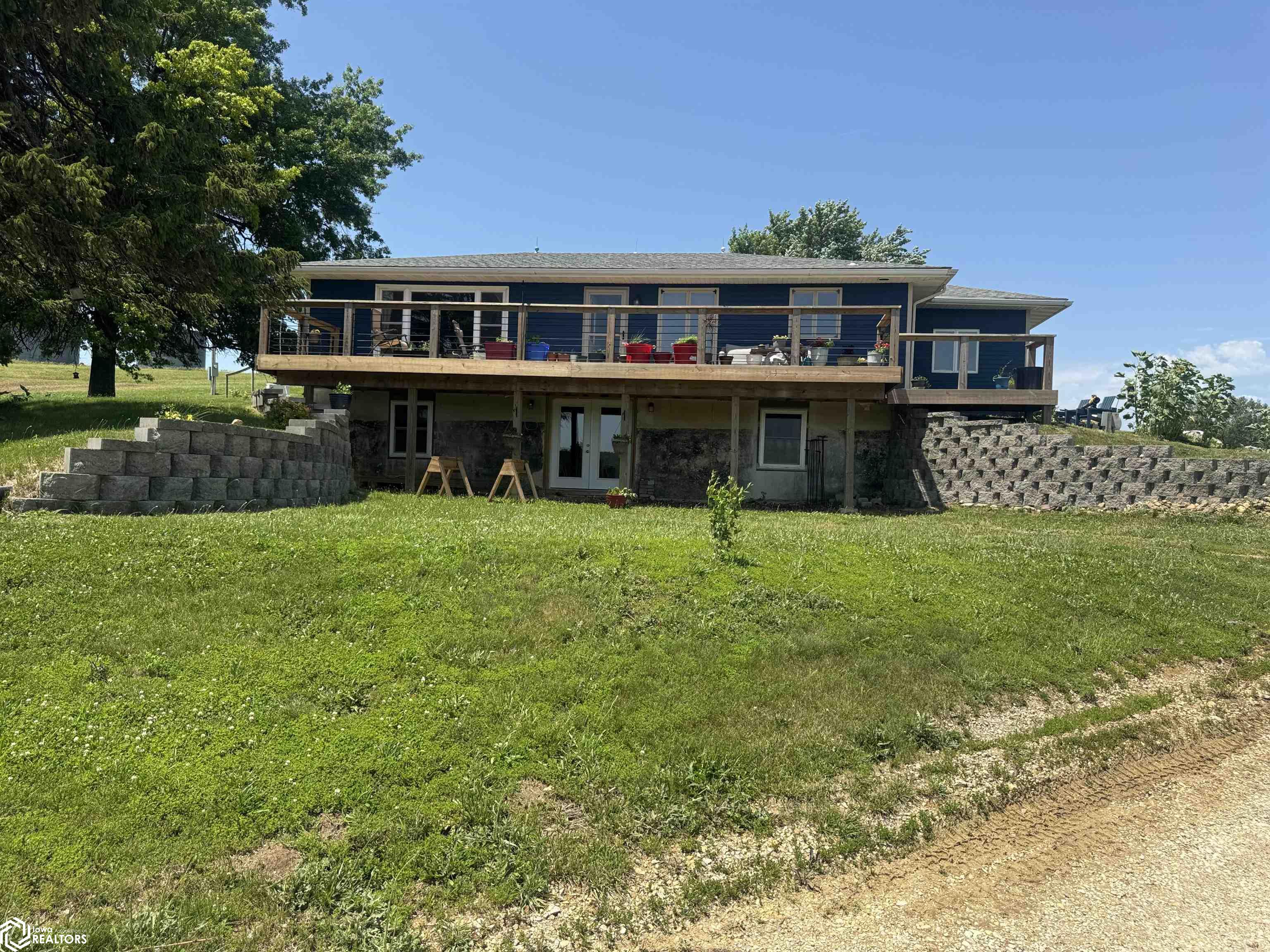 1170 310th Street, Blockton, Iowa image 1