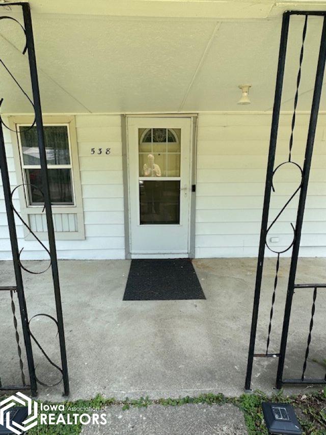 538 S Adella Street, Ottumwa, Iowa image 2