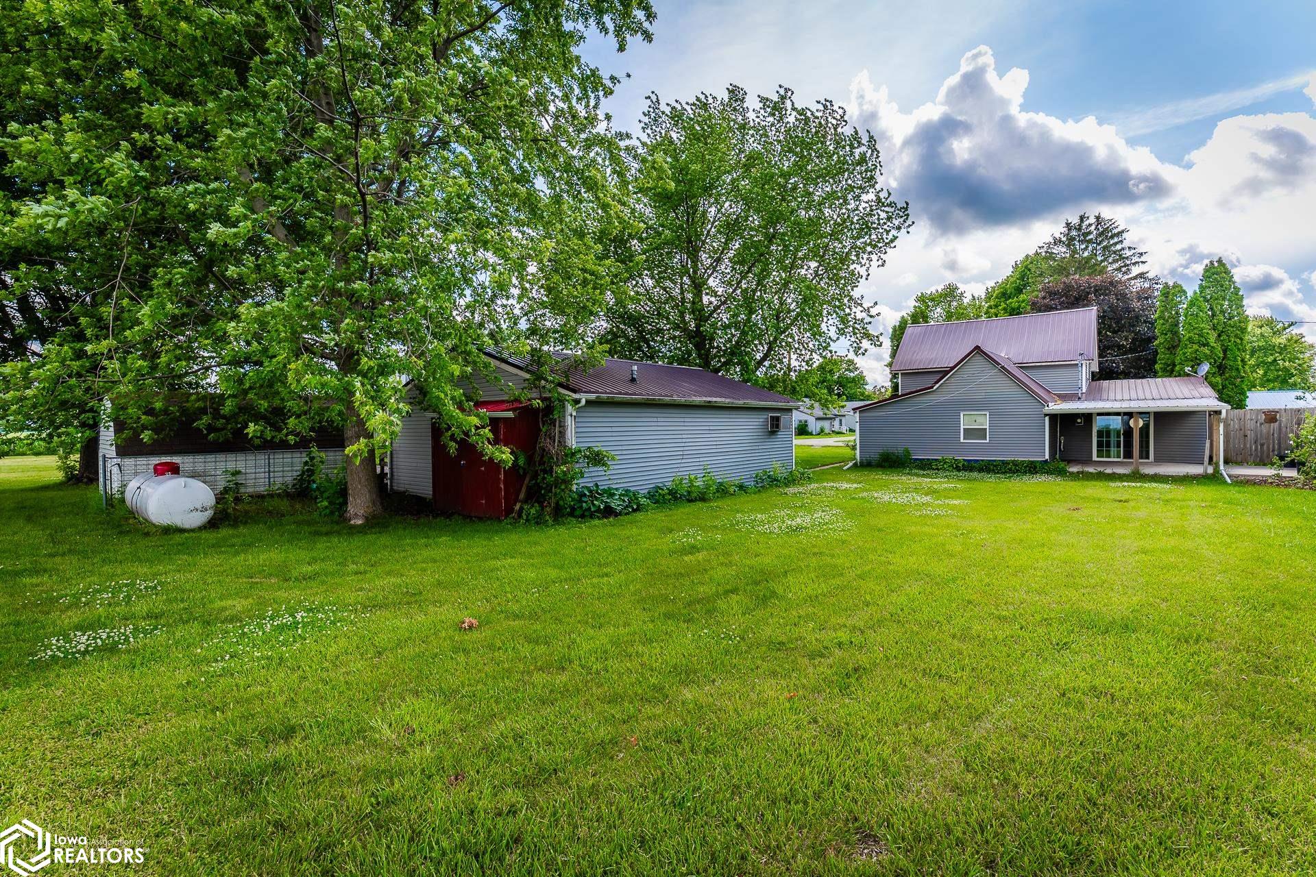 302 E Church Street, Laurel, Iowa image 45