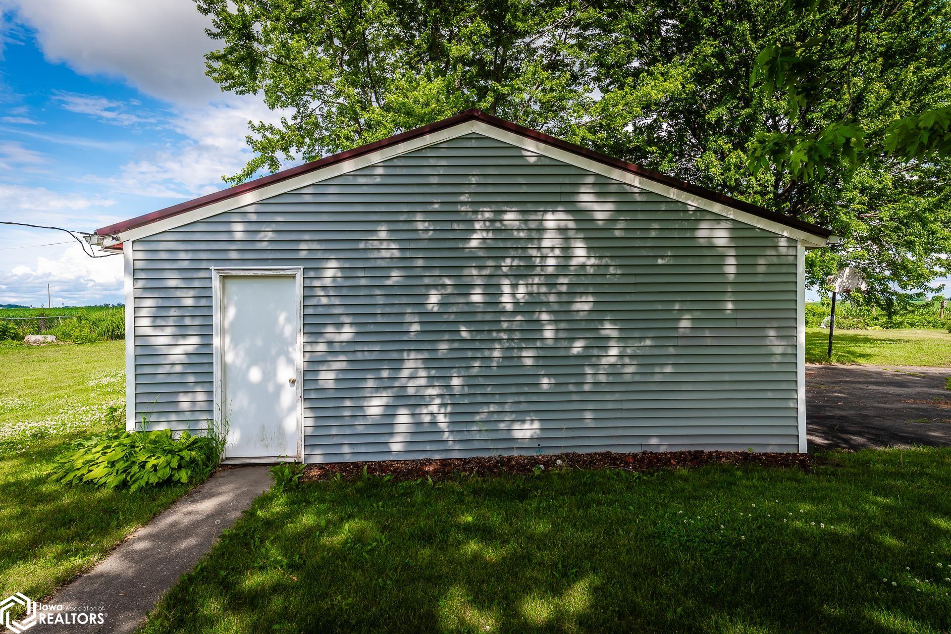 302 E Church Street, Laurel, Iowa image 50