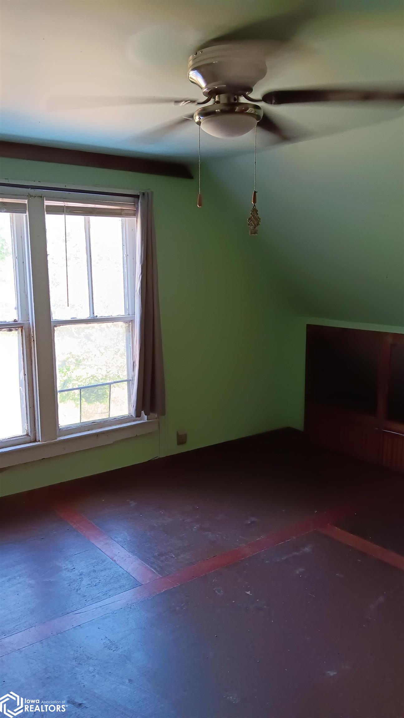105 N 3rd Street, Mystic, Iowa image 20