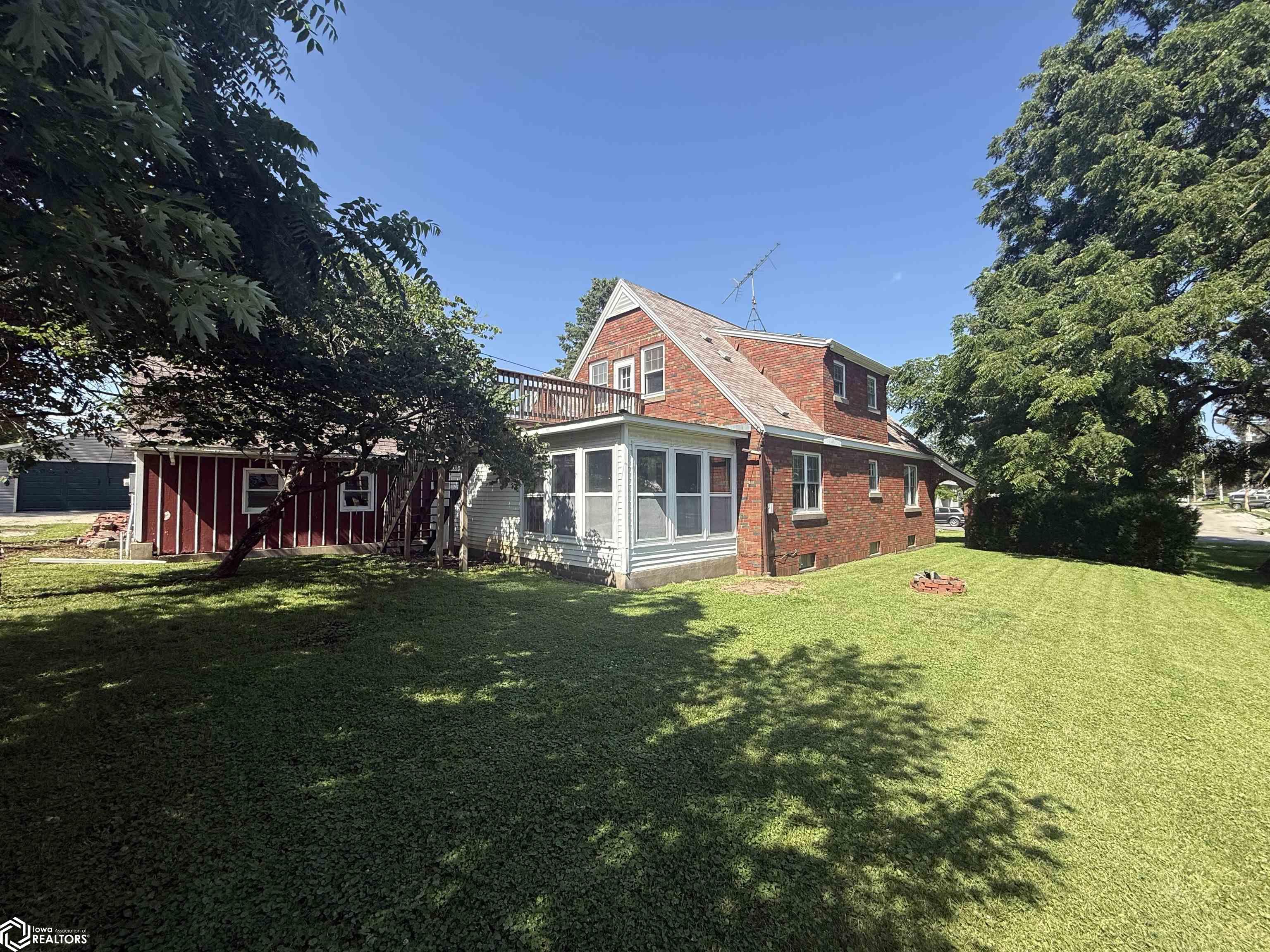 1415 Madison Avenue, Burlington, Iowa image 4