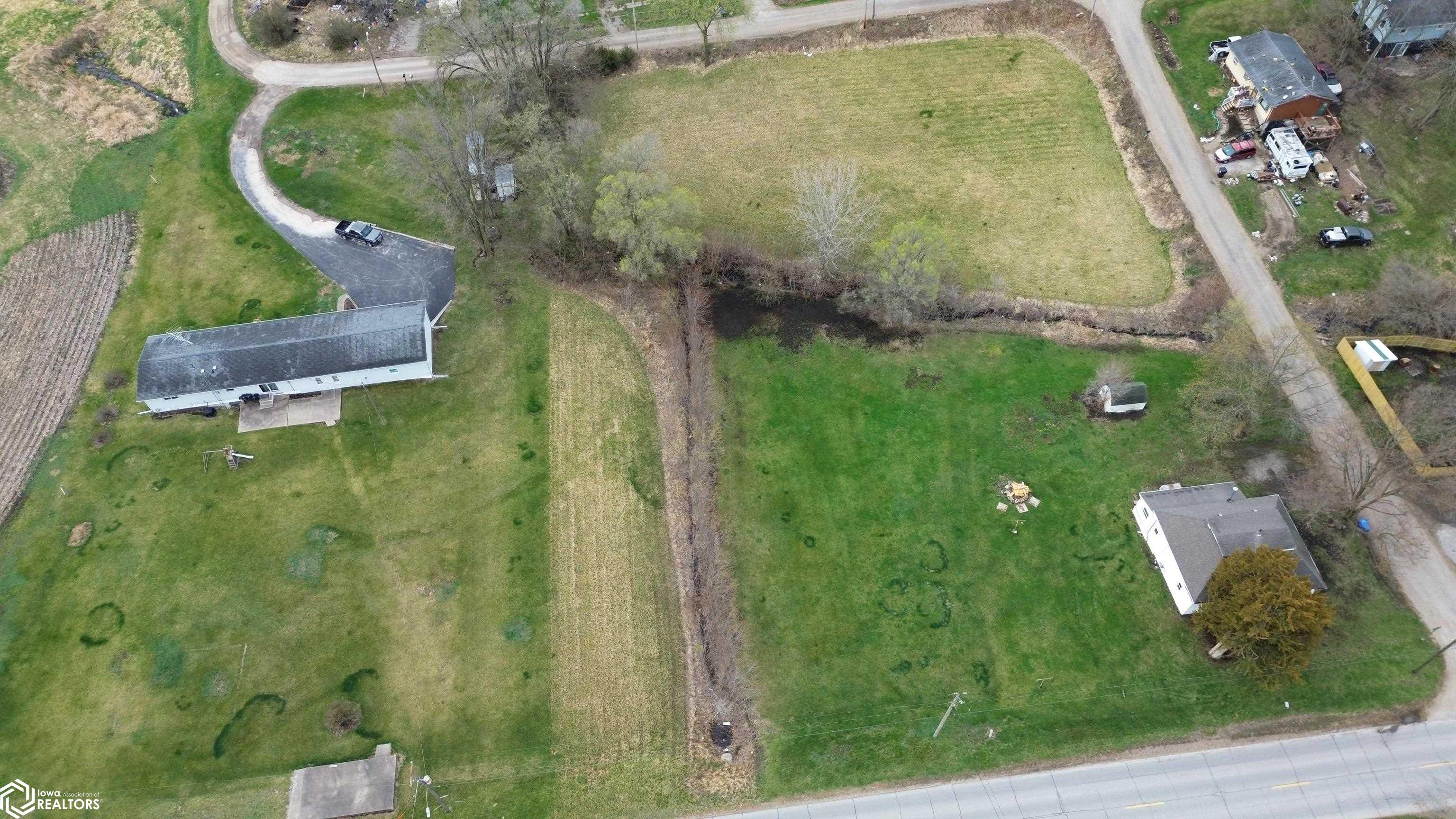 802 5th Street, Bussey, Iowa image 2