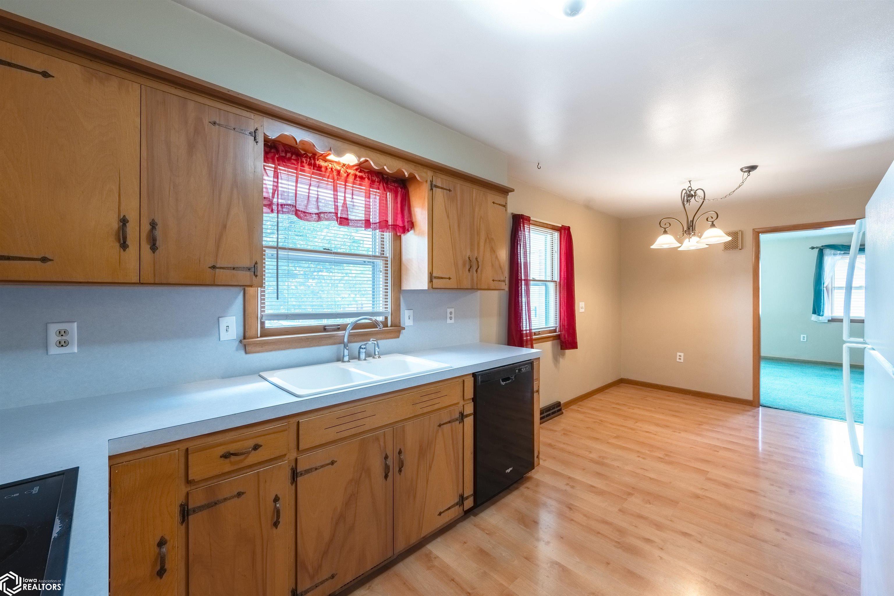 1405 7th Street, Harlan, Iowa image 21