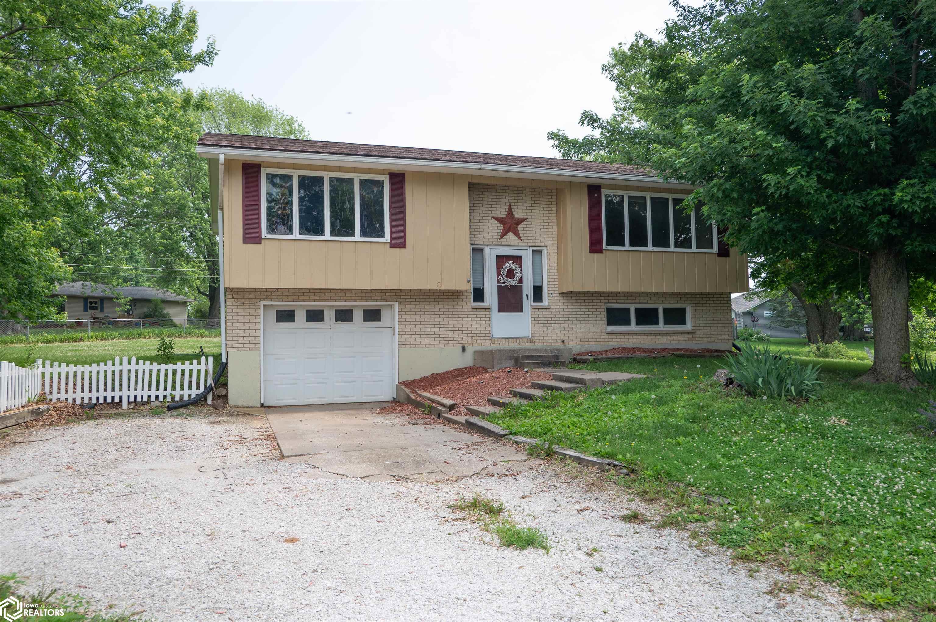 420 Orleans Court, Warsaw, Illinois image 1
