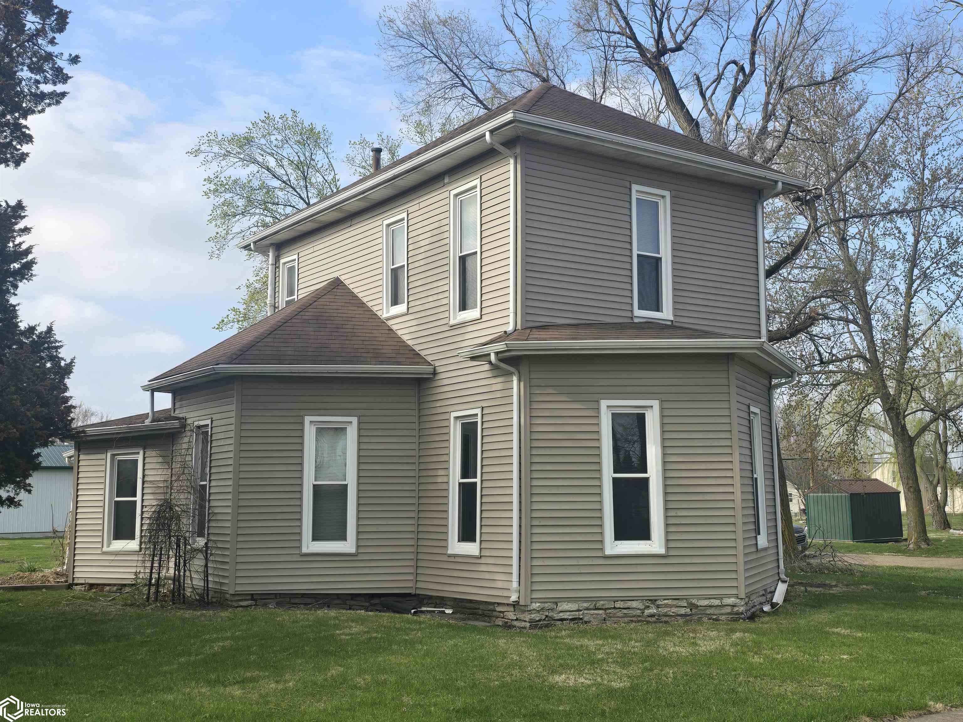 106 W Main Street, Brighton, Iowa image 4