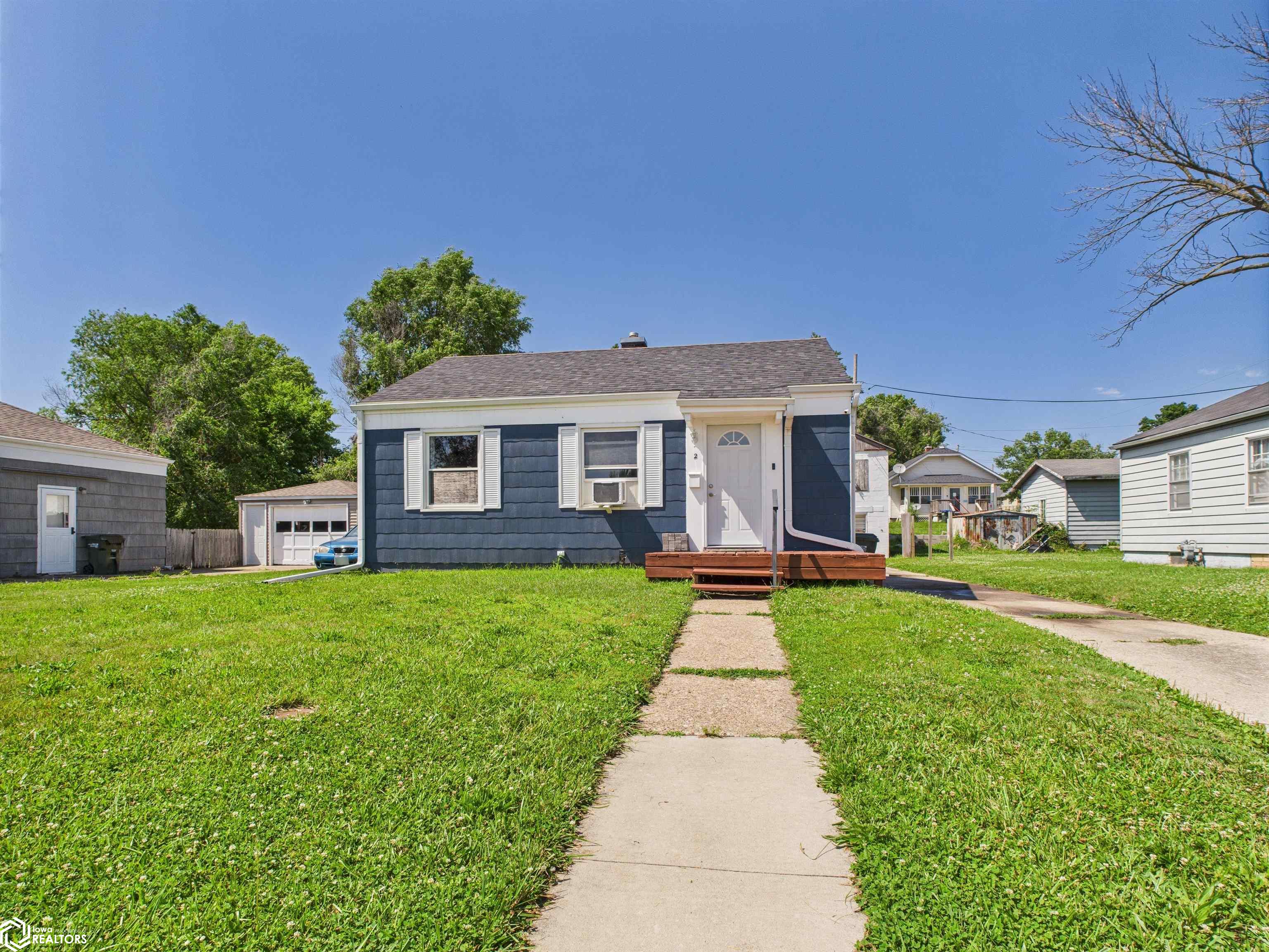 2 Storms Court, Fort Madison, Iowa image 1
