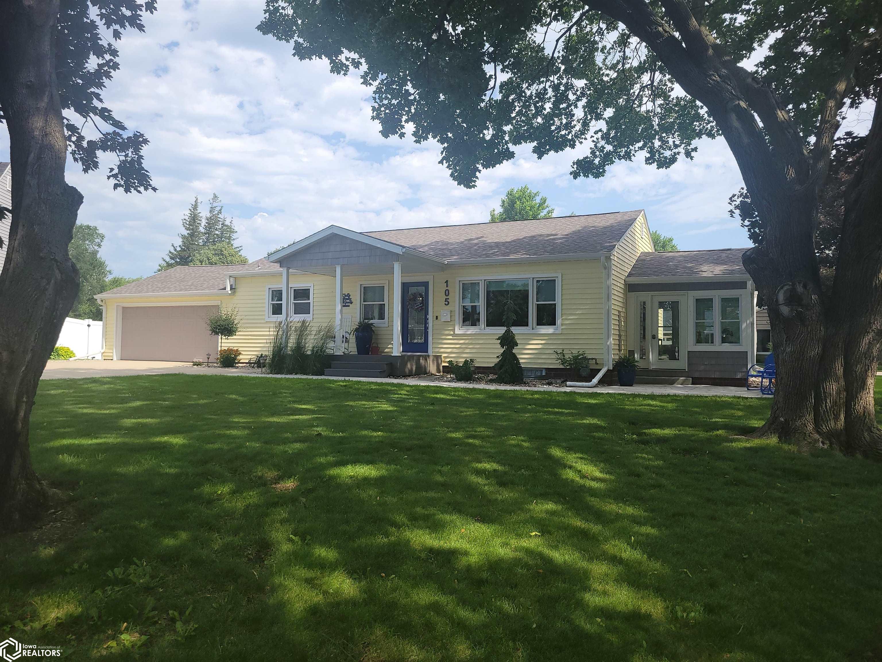 105 Broadway Drive, Eagle Grove, Iowa image 1