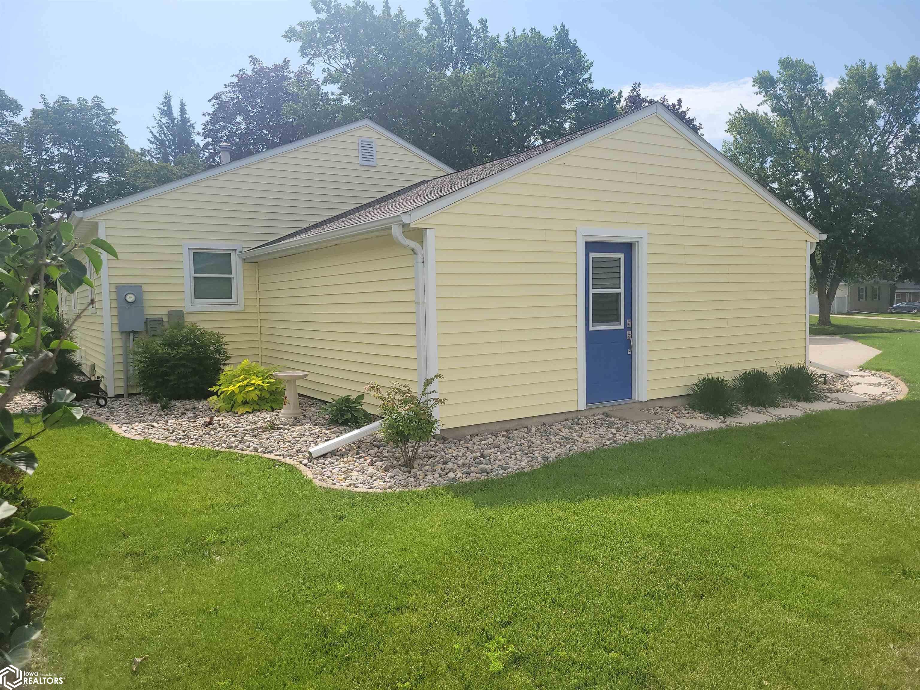 105 Broadway Drive, Eagle Grove, Iowa image 3