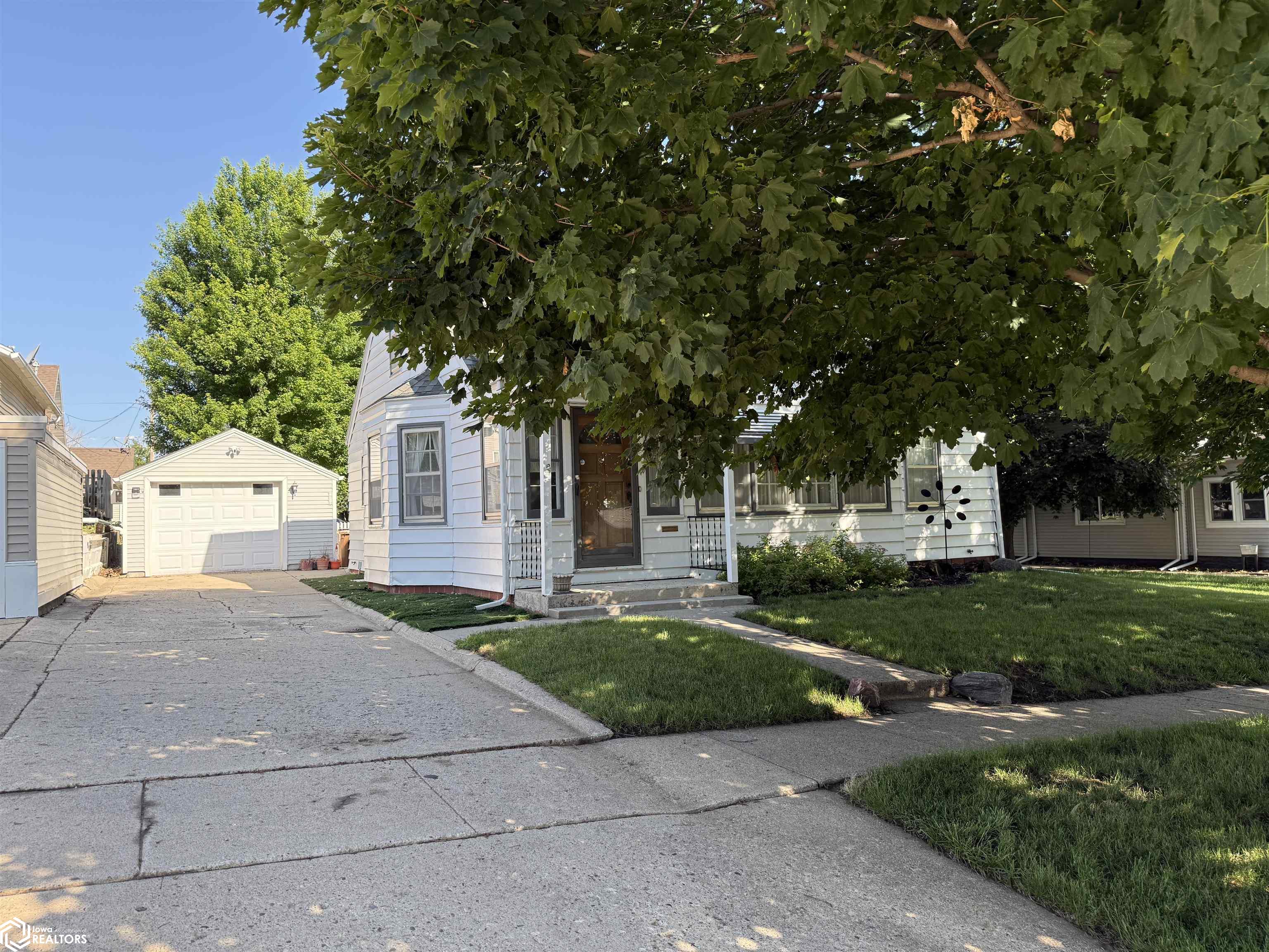 209 N East Street, Carroll, Iowa image 15