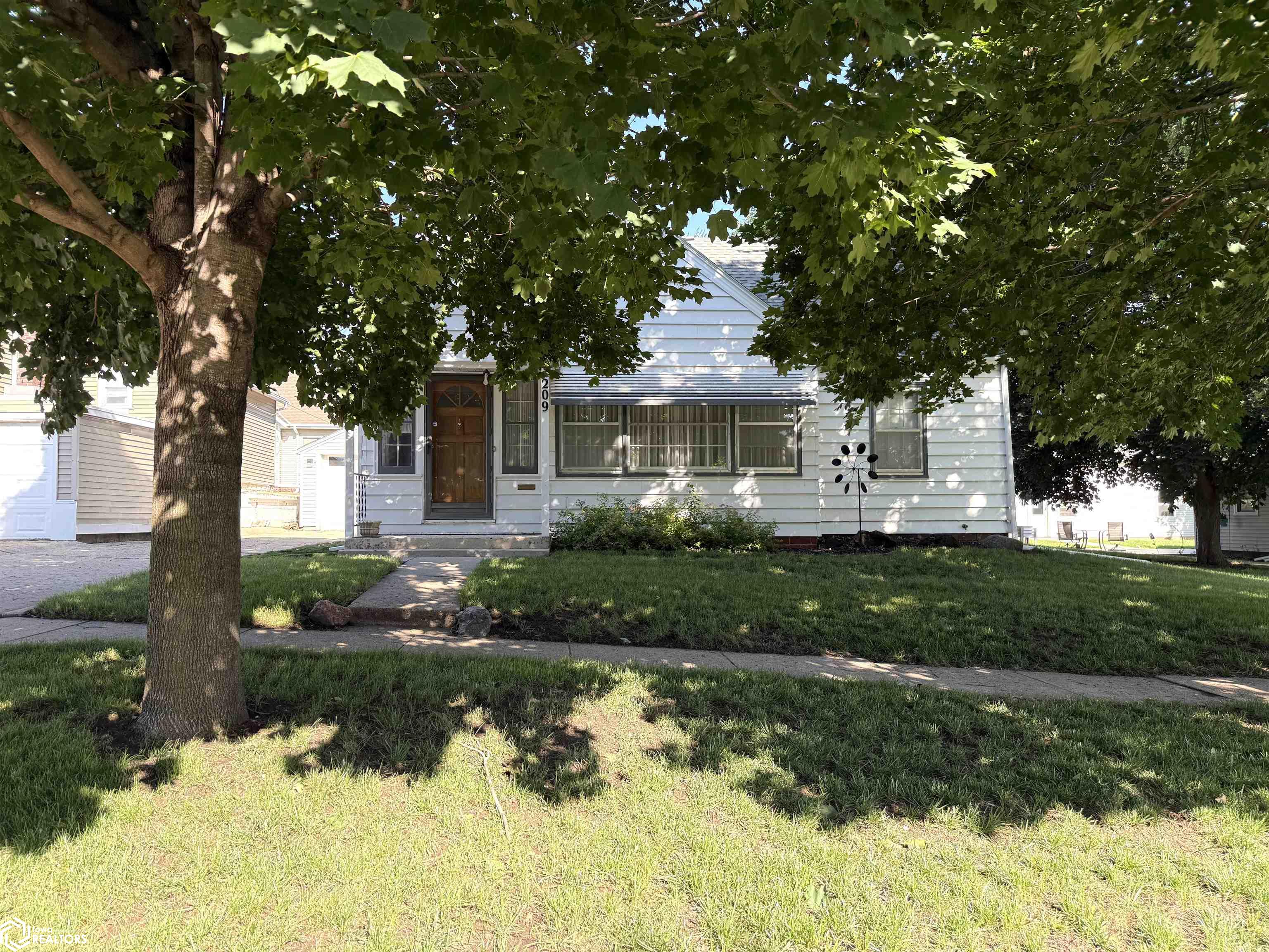 209 N East Street, Carroll, Iowa image 16