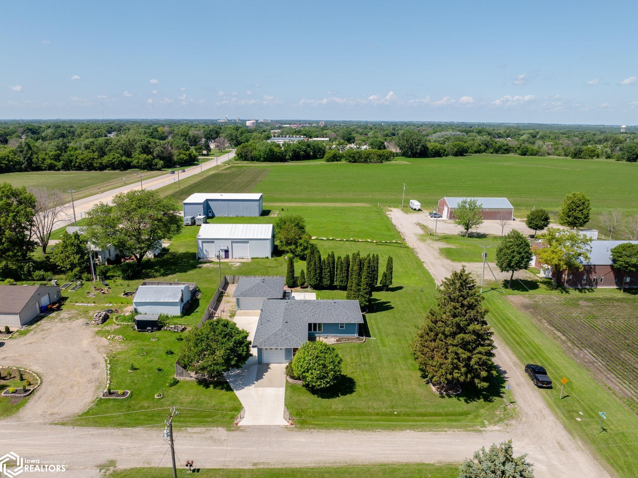 42 33rd Street, Mason City, Iowa image 29